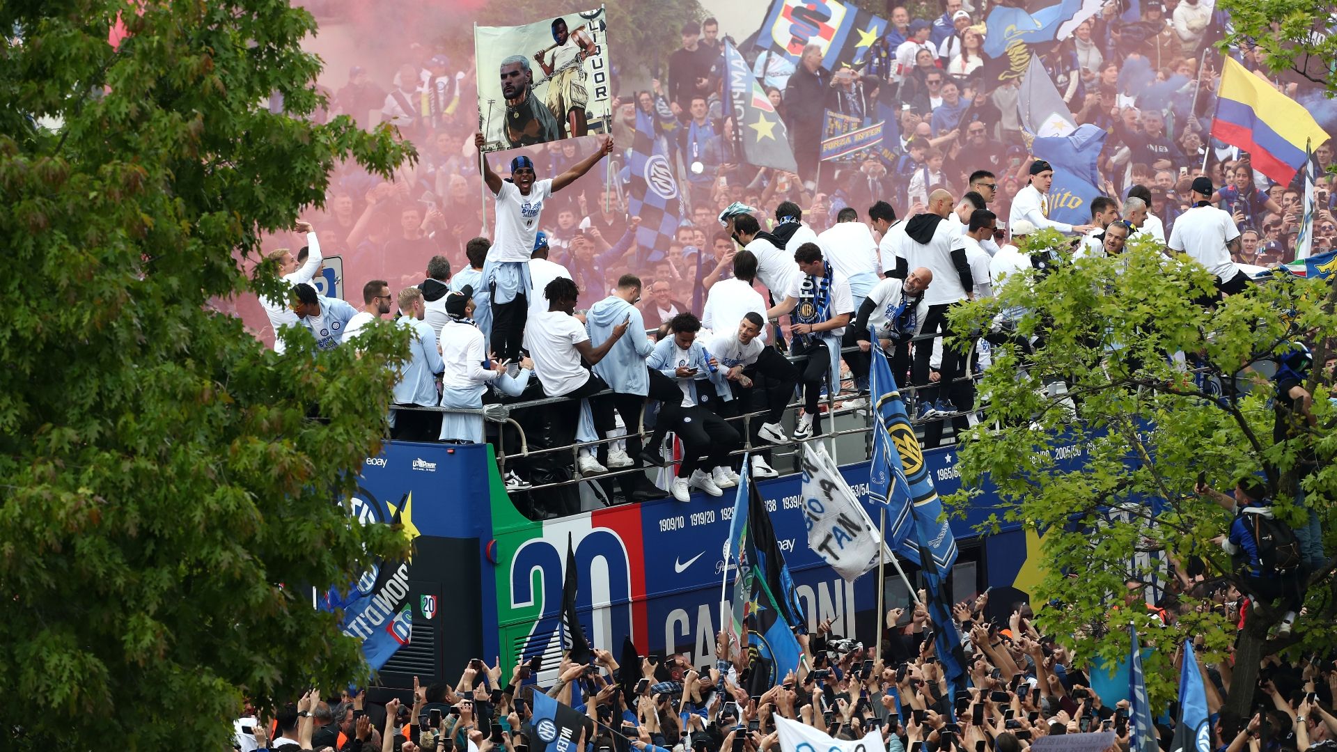 Dumfries Theo Hernandez