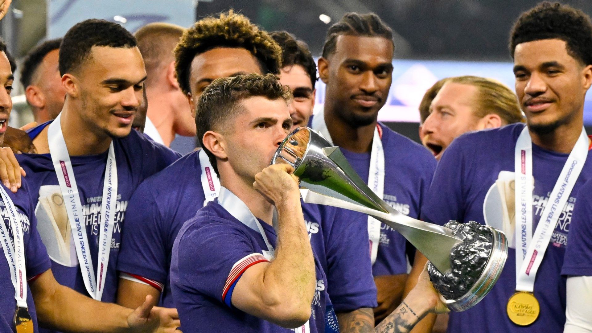 Christian Pulisic celebration nations league USMNT