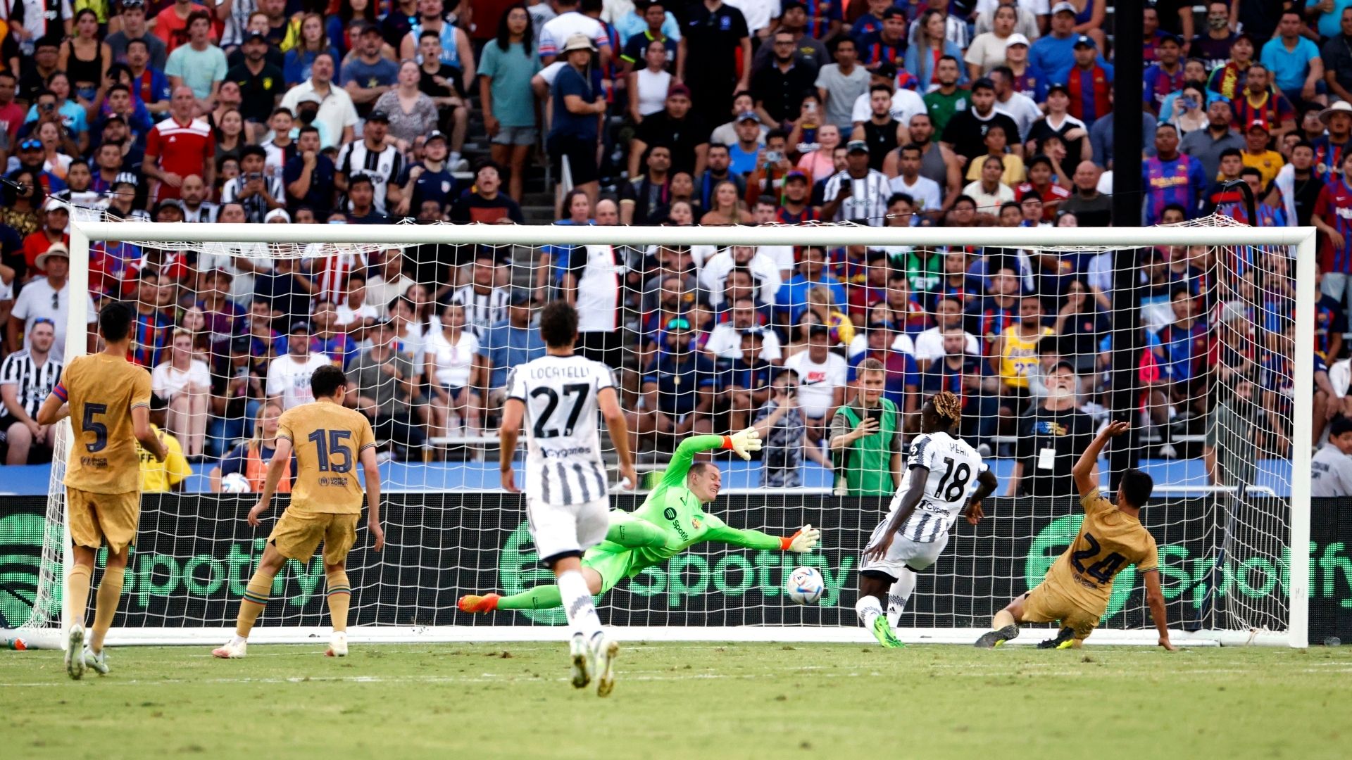 260722 Barcelona Juventus Gol Kean
