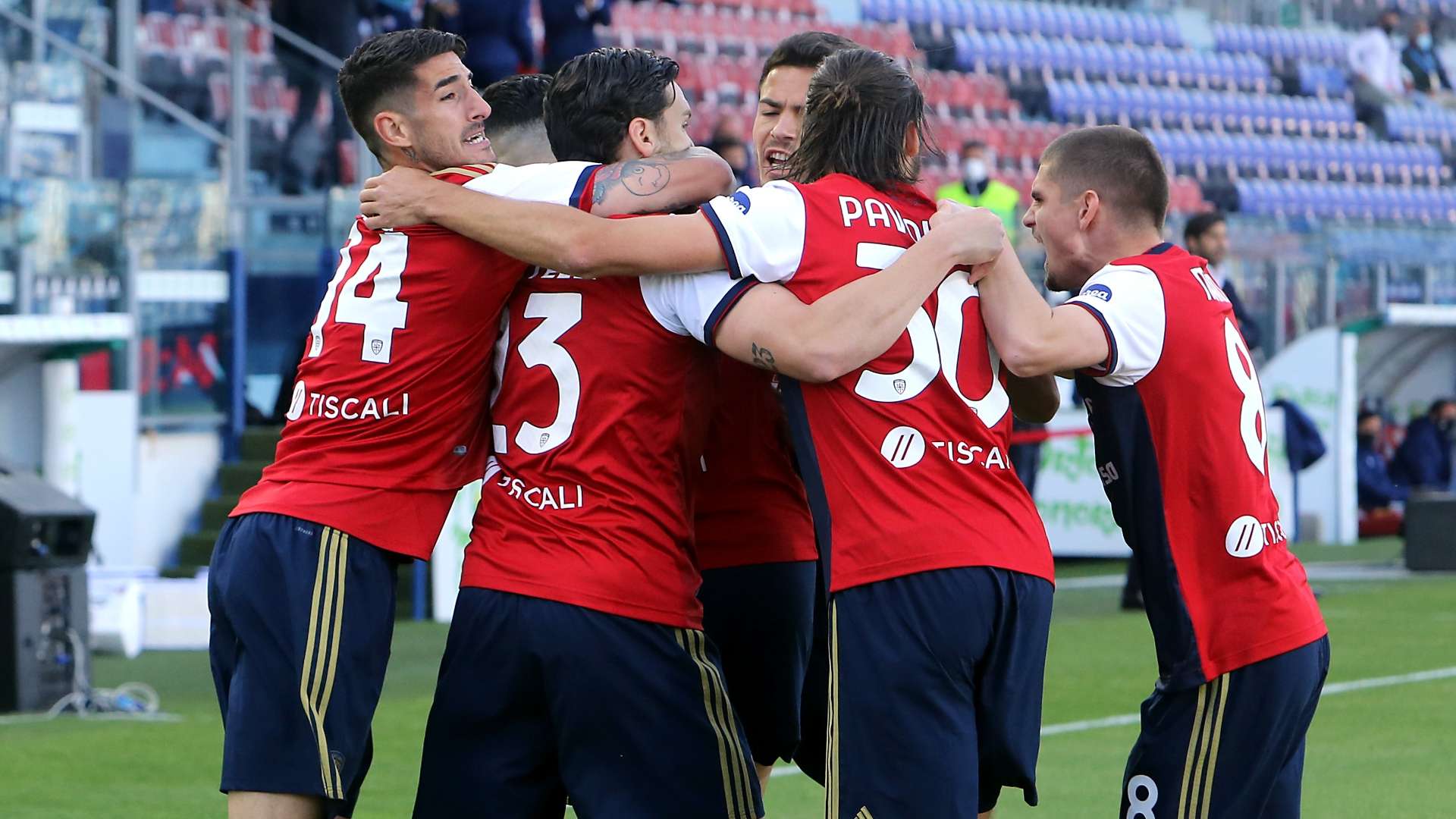 Lykogiannis Cagliari celebrating Roma Serie A