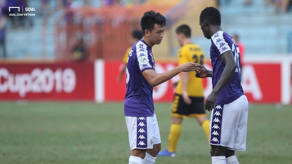 Nguyen Thanh Chung - Pape Omar Faye Ha Noi FC vs Tampines Rovers Group F AFC Cup 2019