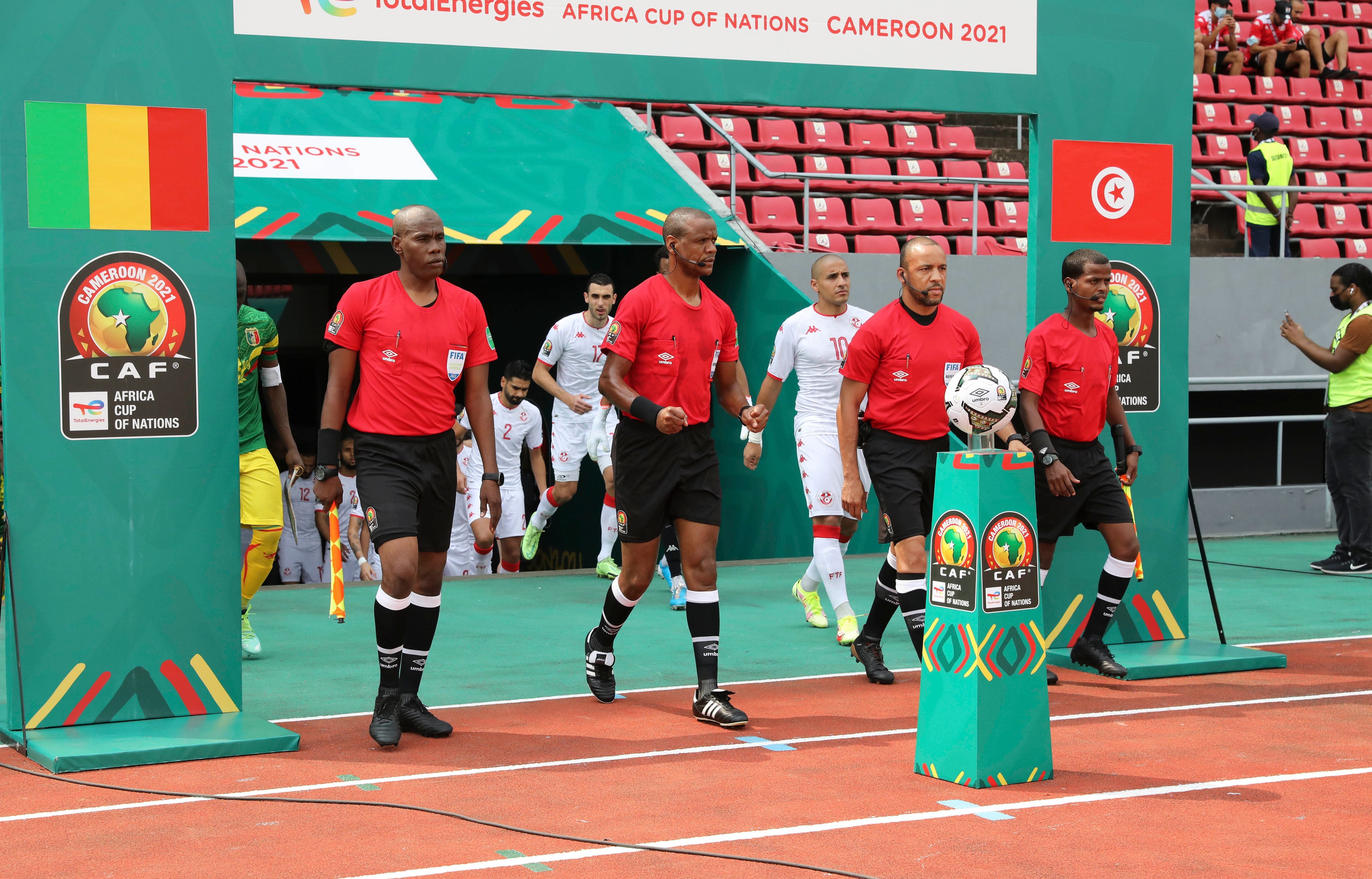 Referee Janny Sikazwe in Mali vs Tunisia 2022