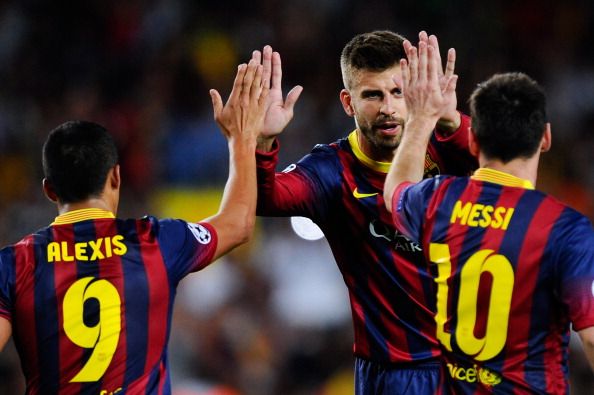 ALEXIS SANCHEZ GERARD PIQUE LIONEL MESSI BARCELONA AJAX UCL 09182013