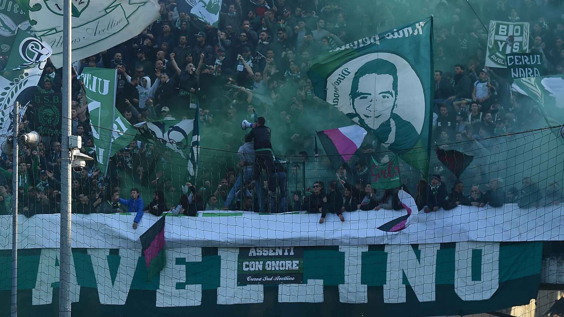 Avellino fans