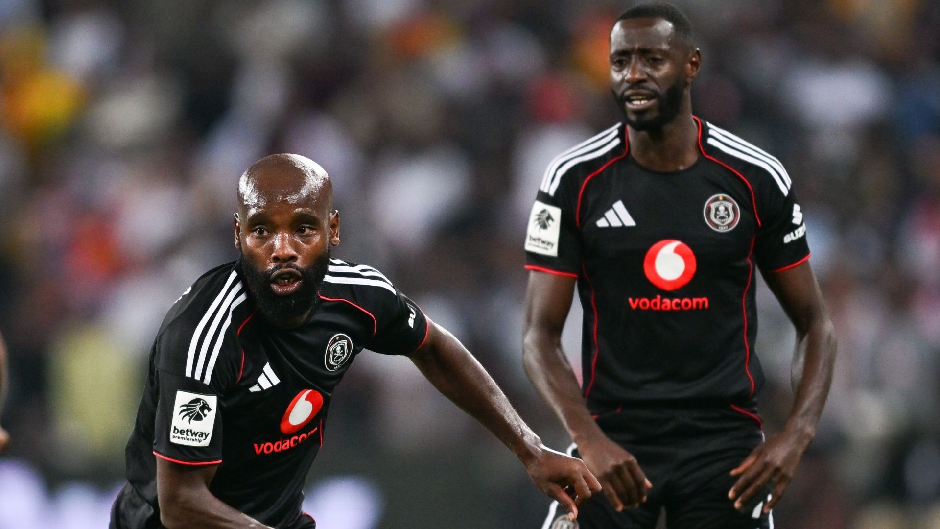 Makhehlene Makhaula, Orlando Pirates