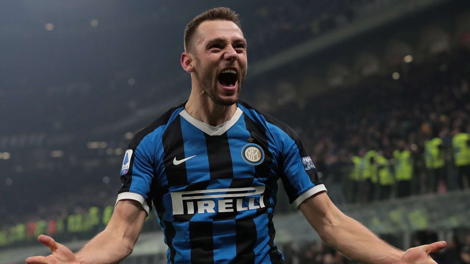 Stefan De Vrij vs AC Milan