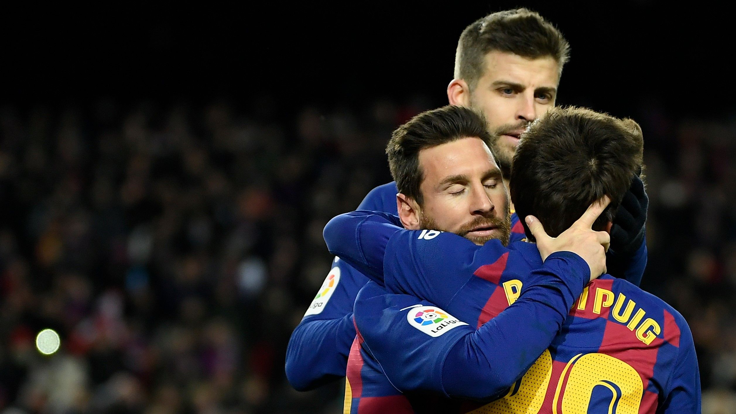 Lionel Messi Riqui Puig Gerard Pique Barcelona Granada LaLiga 19012020