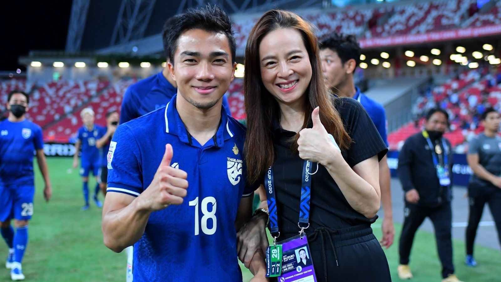 นวลพรรณ ล่ำซำ - ชนาธิป สรงกระสินธ์