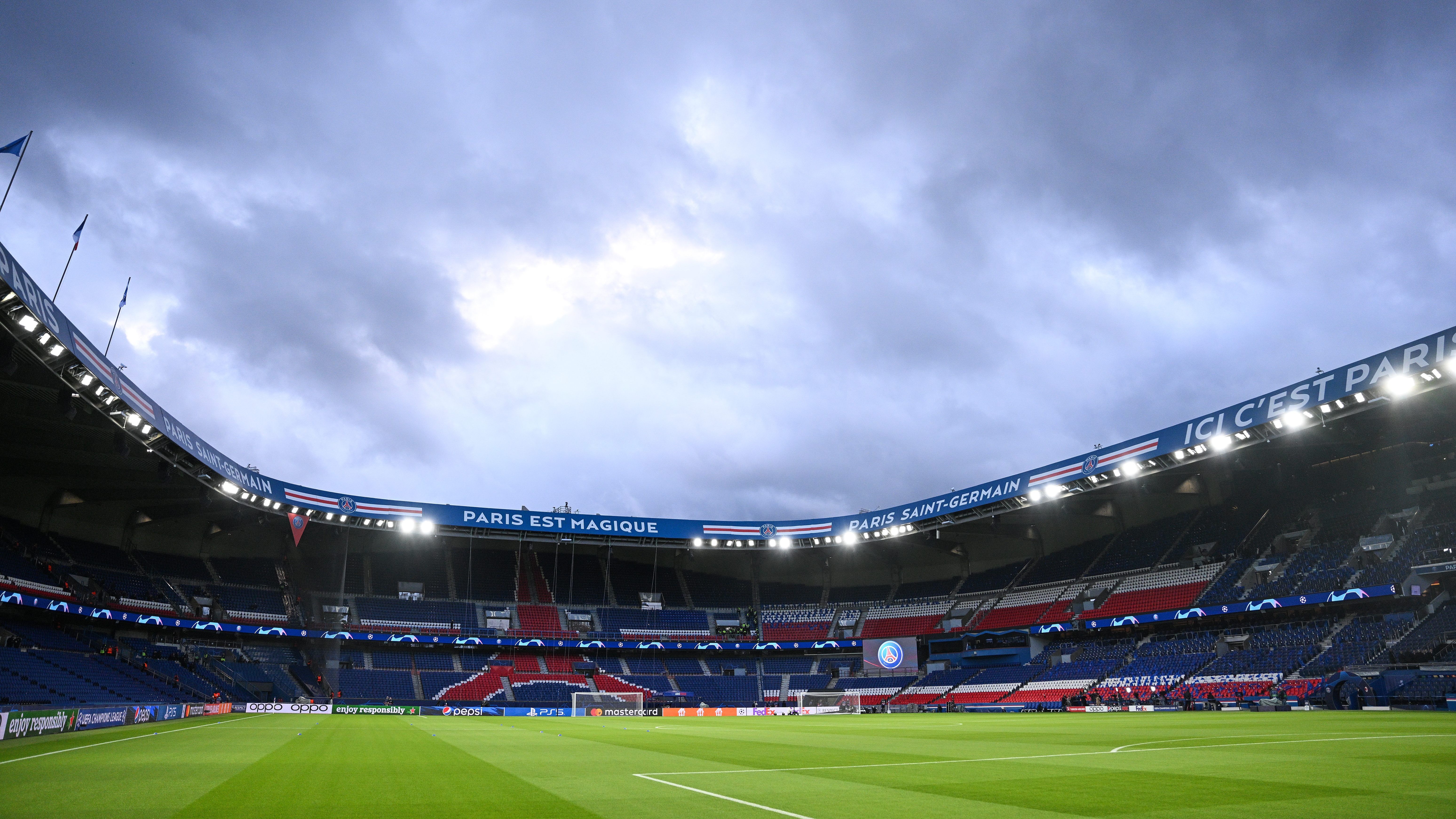PSG to say goodbye to Parc des Princes?! Ligue 1 giants formalise plans to  build new stadium | Goal.com Australia
