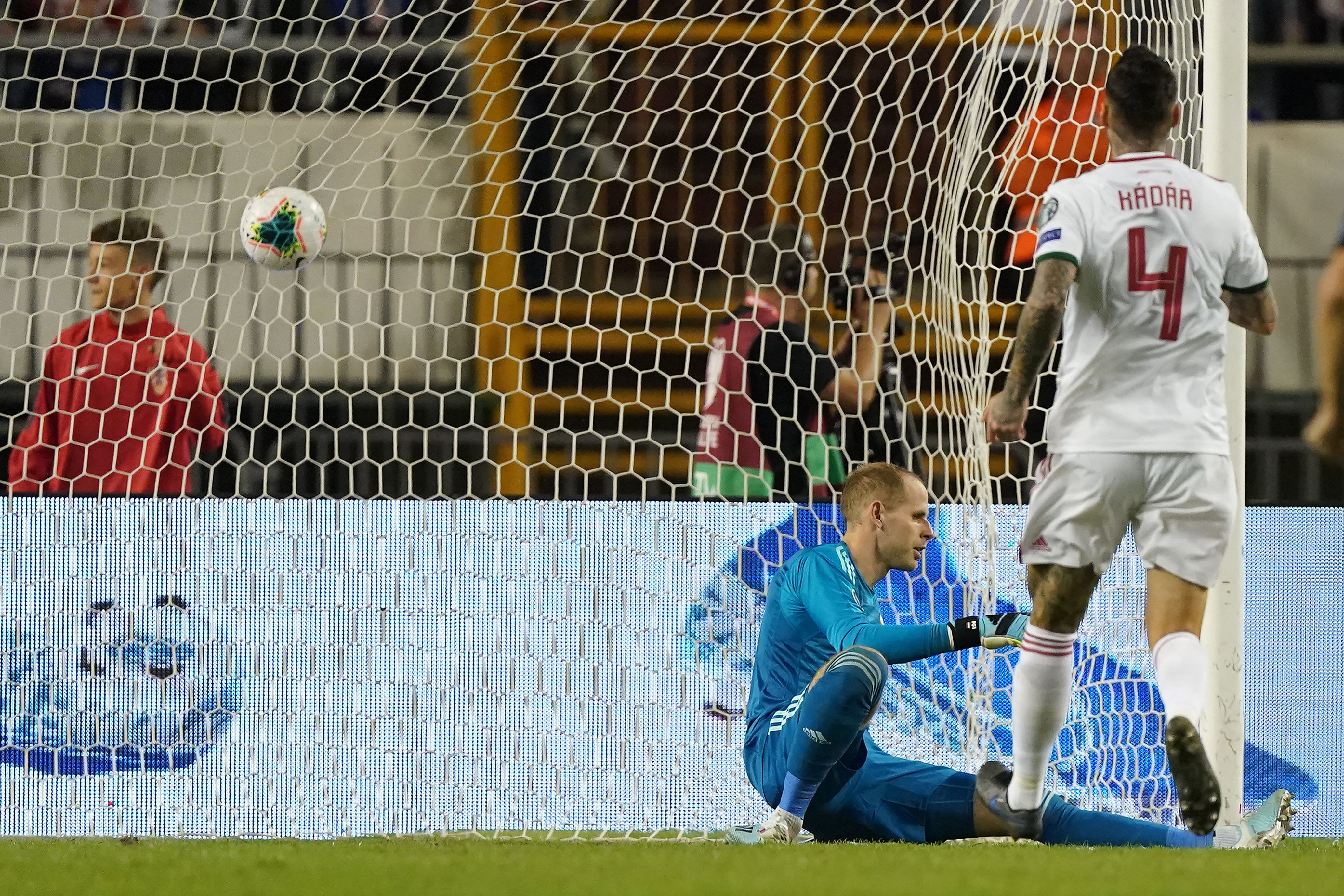 Gulácsi Kádár magyar válogatott