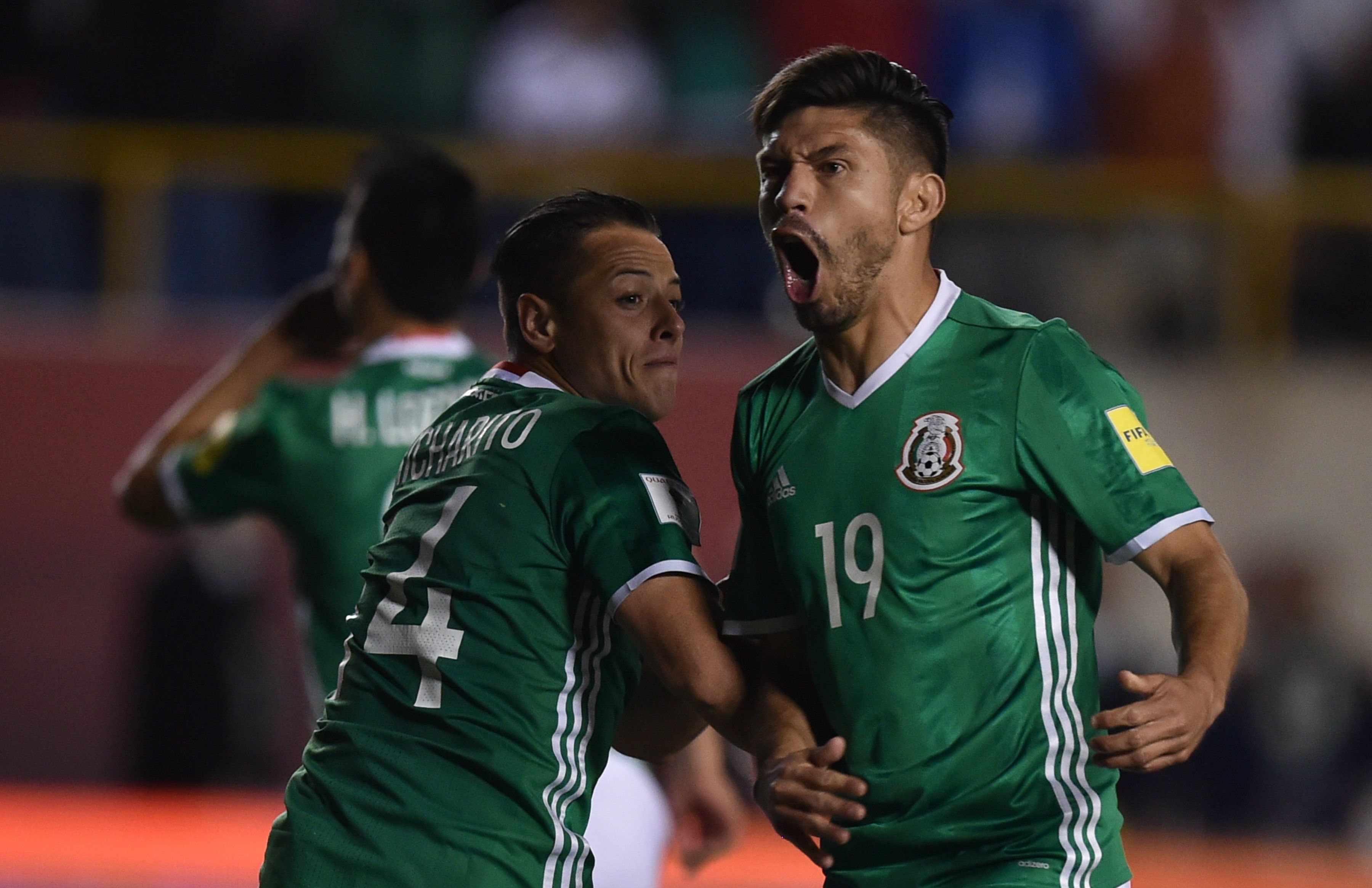 Chicharito Hernández Oribe Peralta Selección mexicana 161017