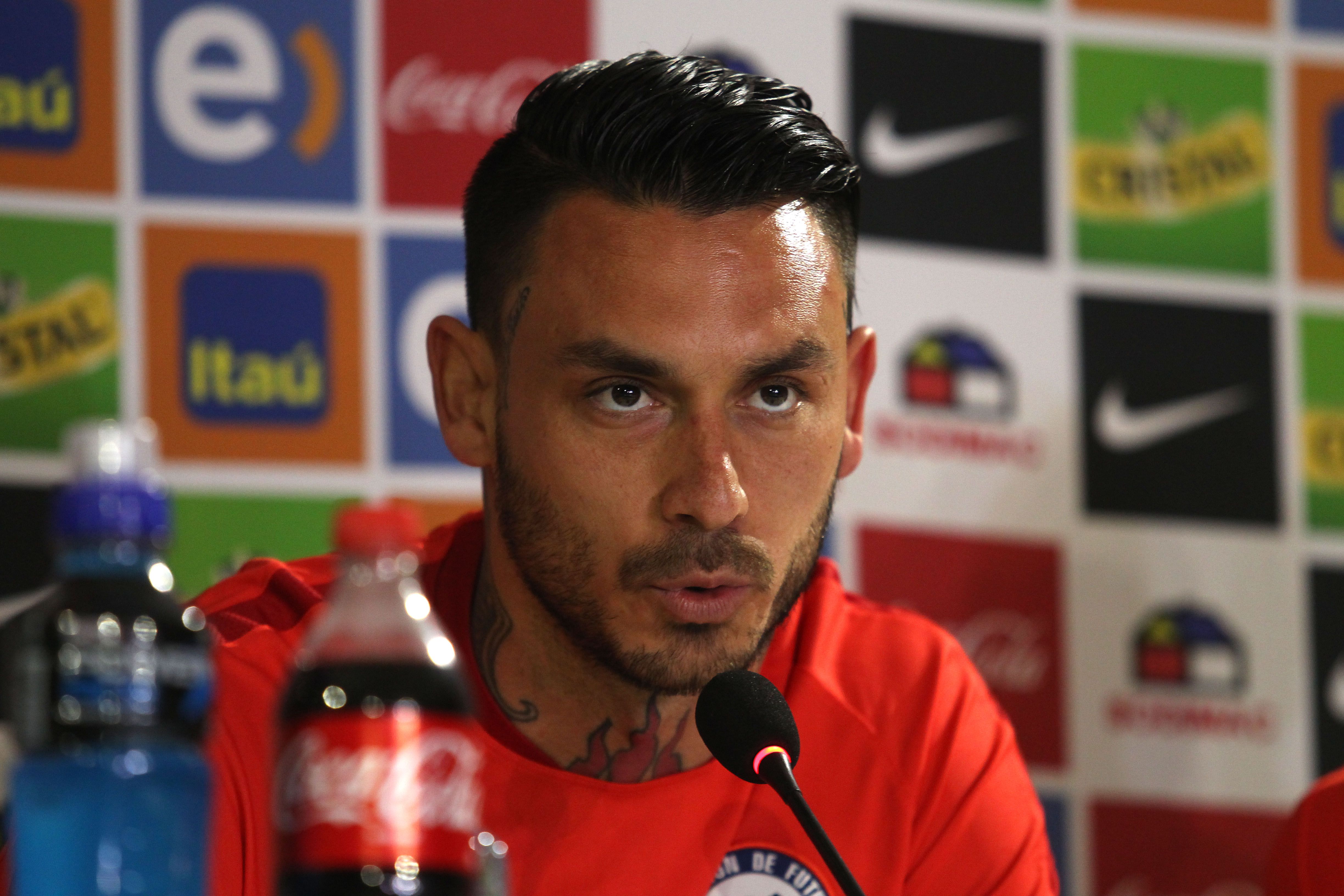 Pinilla y Vidal adelantaron duelo ante la Vinotinto