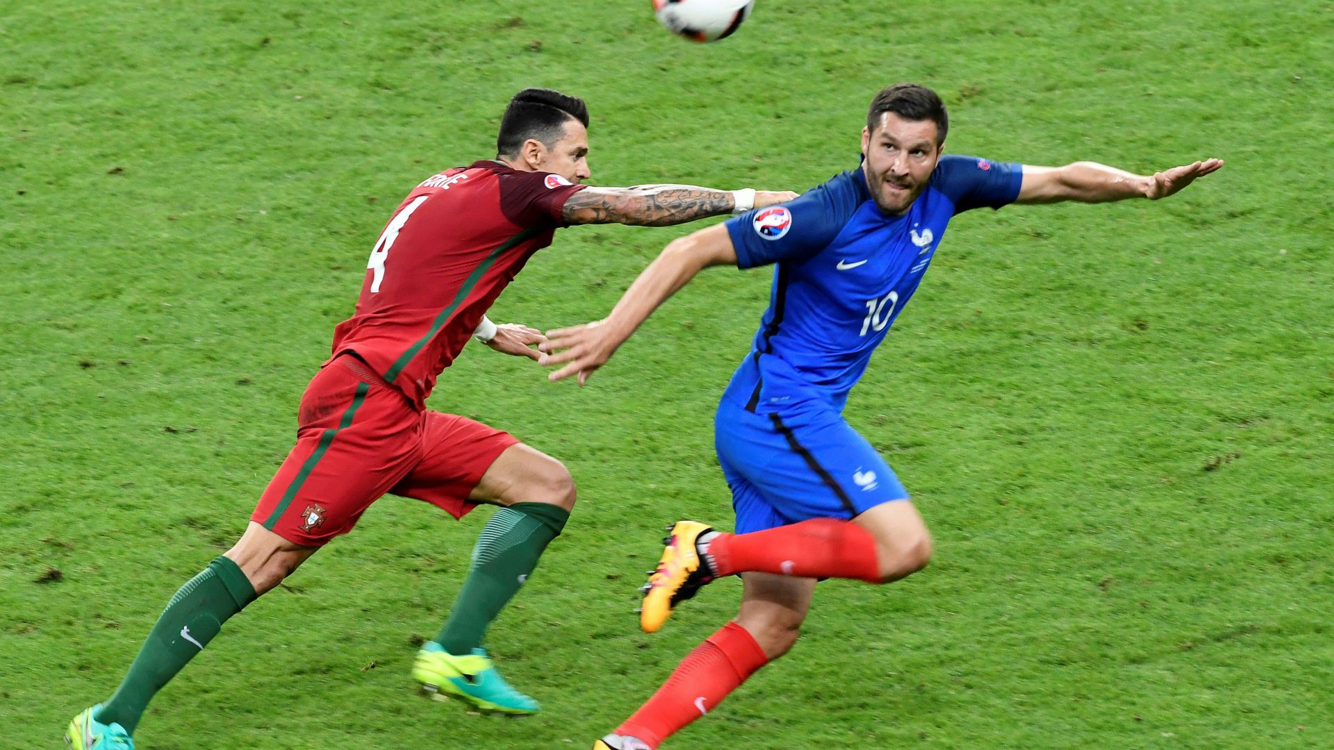 Andre-Pierre Gignac Rui Fonte Portugal France UEFA Euro 10072016