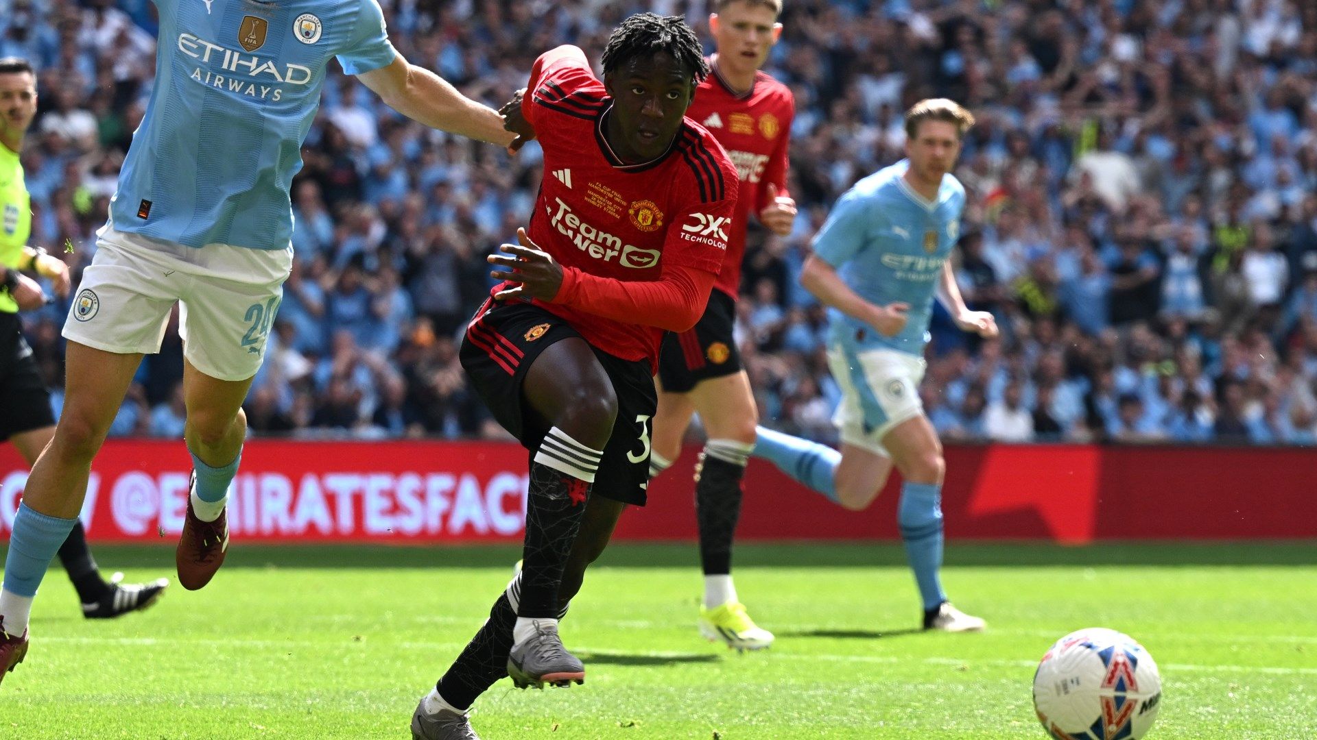 Kobbie Mainoo Manchester United 2023-24