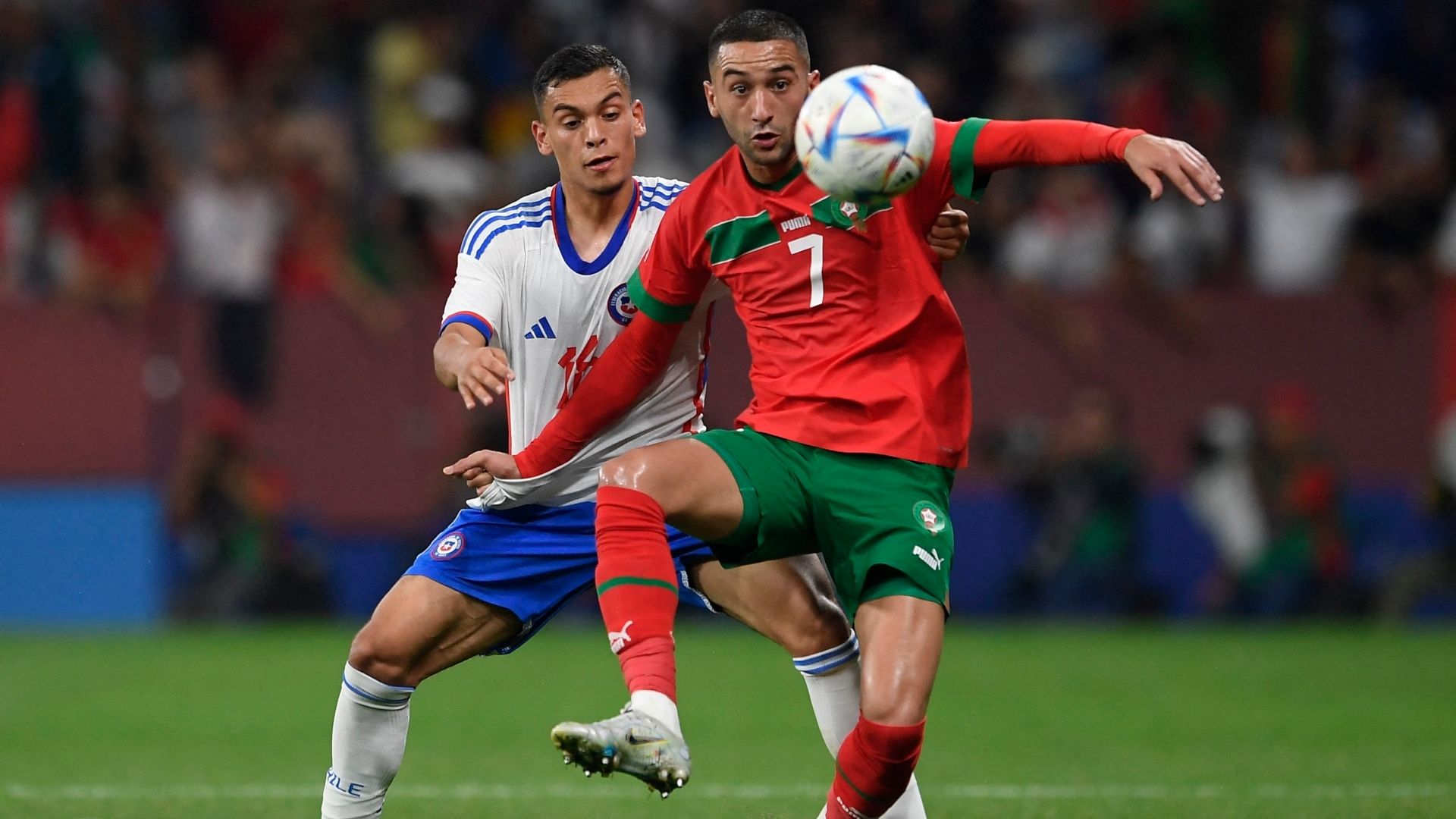 230922 Marruecos Chile Hakim Ziyech y Nayel Mehssatou