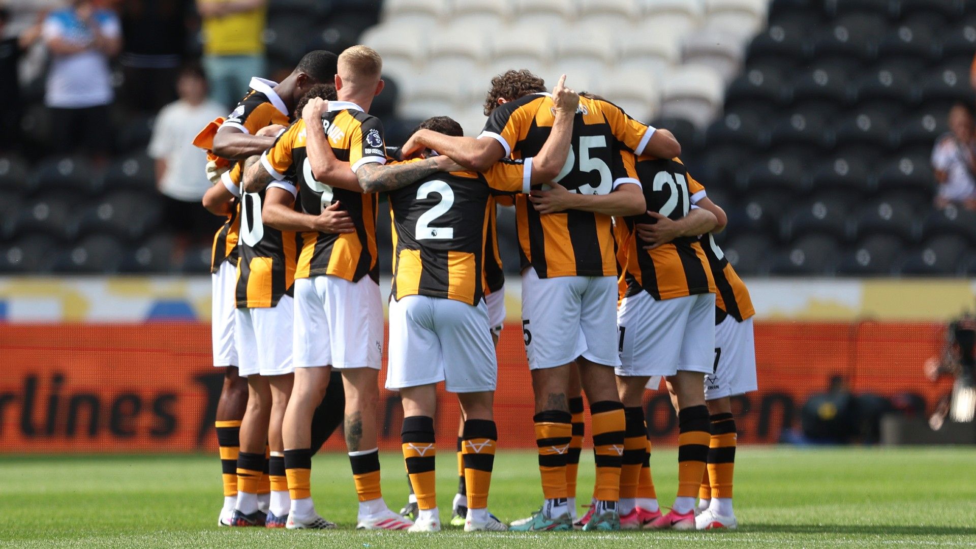 hull city-team photo-20260815