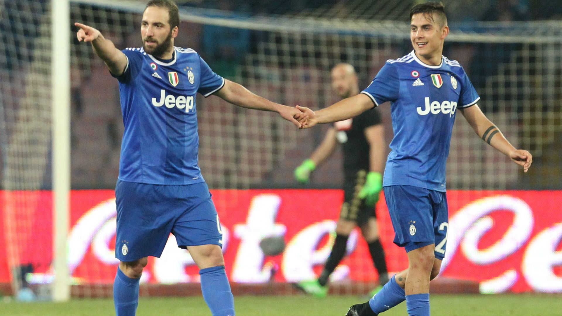 Gonzalo Higuain Paulo Dybala Napoli Juventus