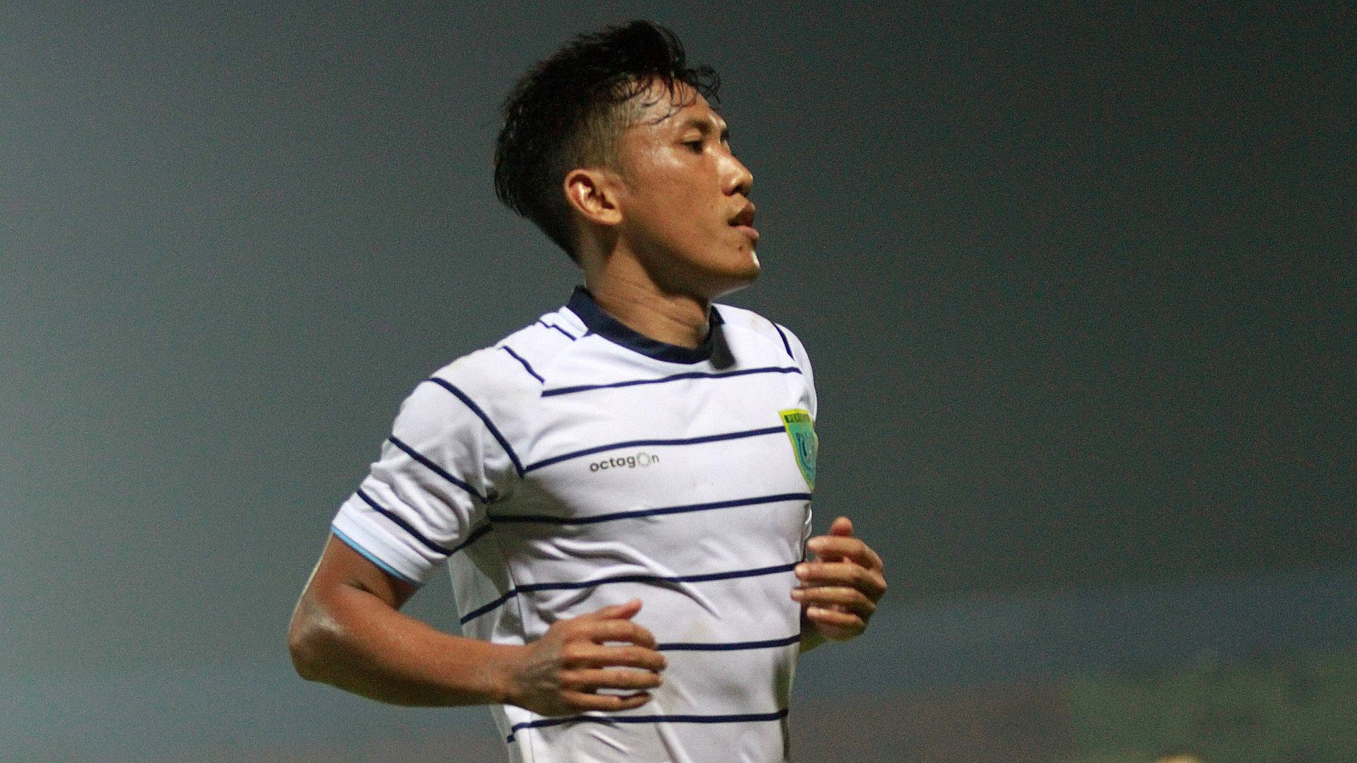 Ahmad Bustomi - Persela Lamongan