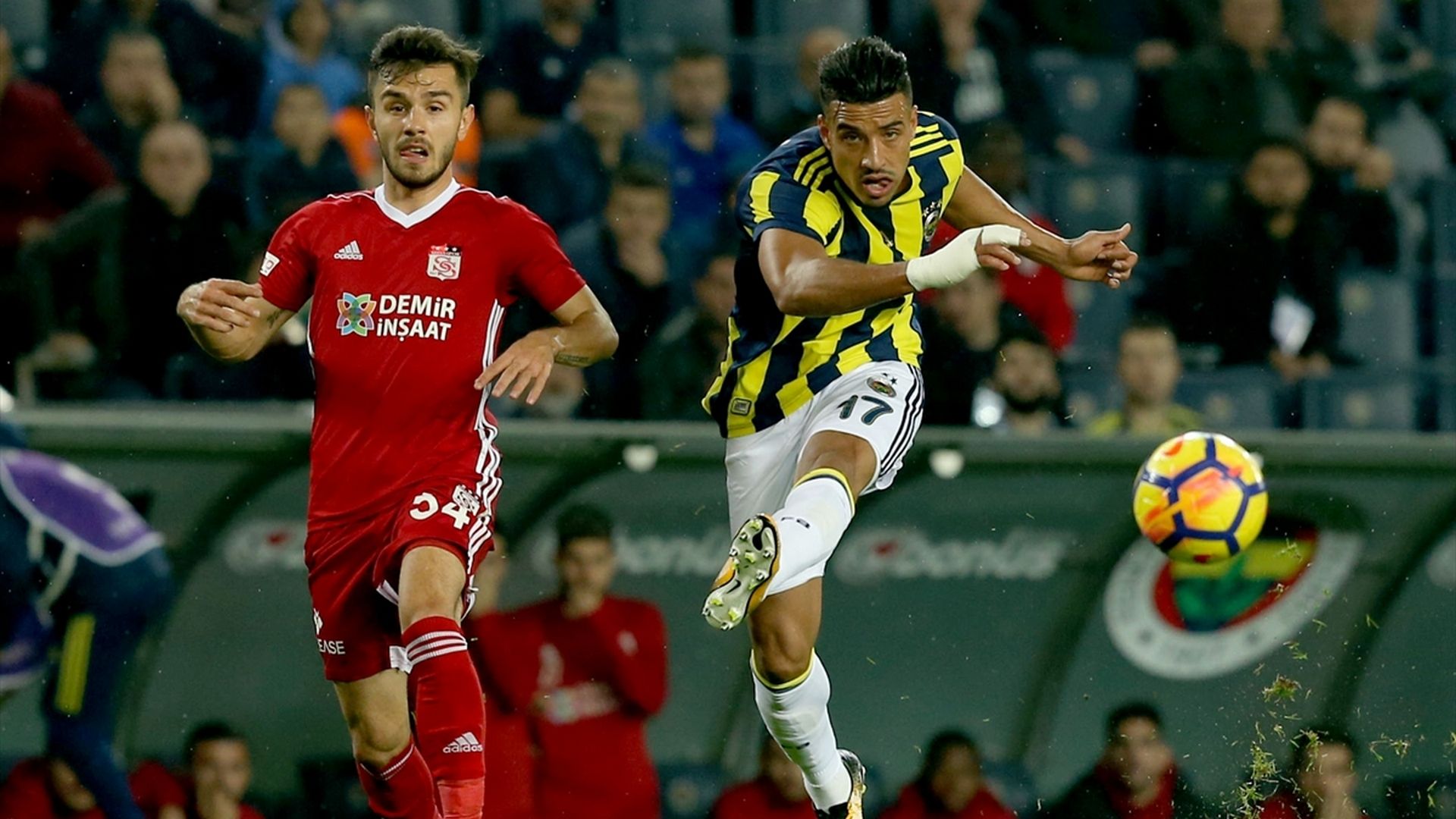 Emre Kilinc Nabil Dirar Fenerbahce Sivasspor 19112017