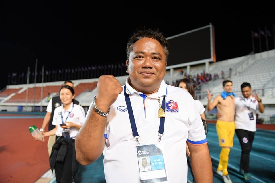 จเด็จ มีลาภ