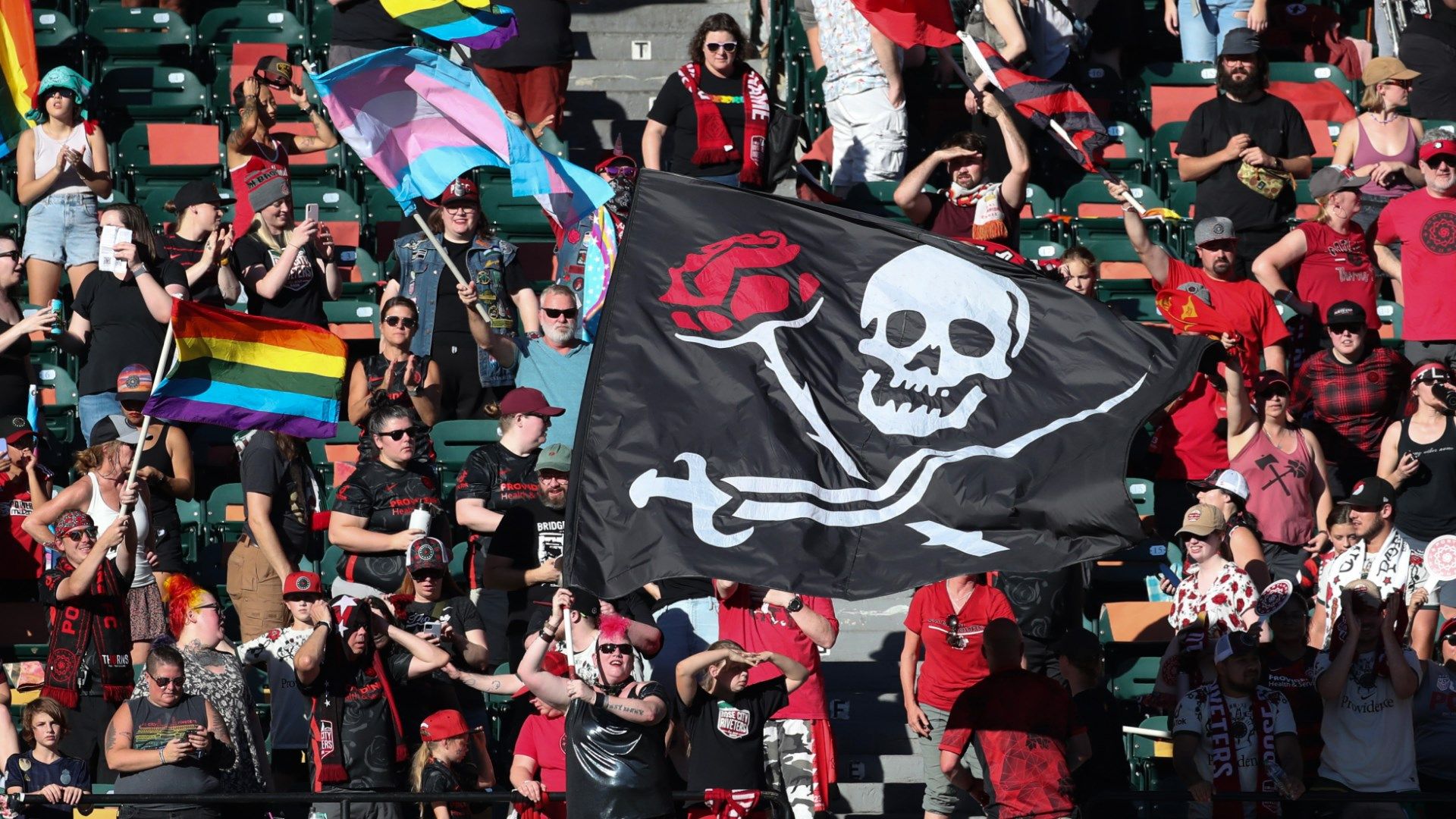 Portland Thorns fans 2023