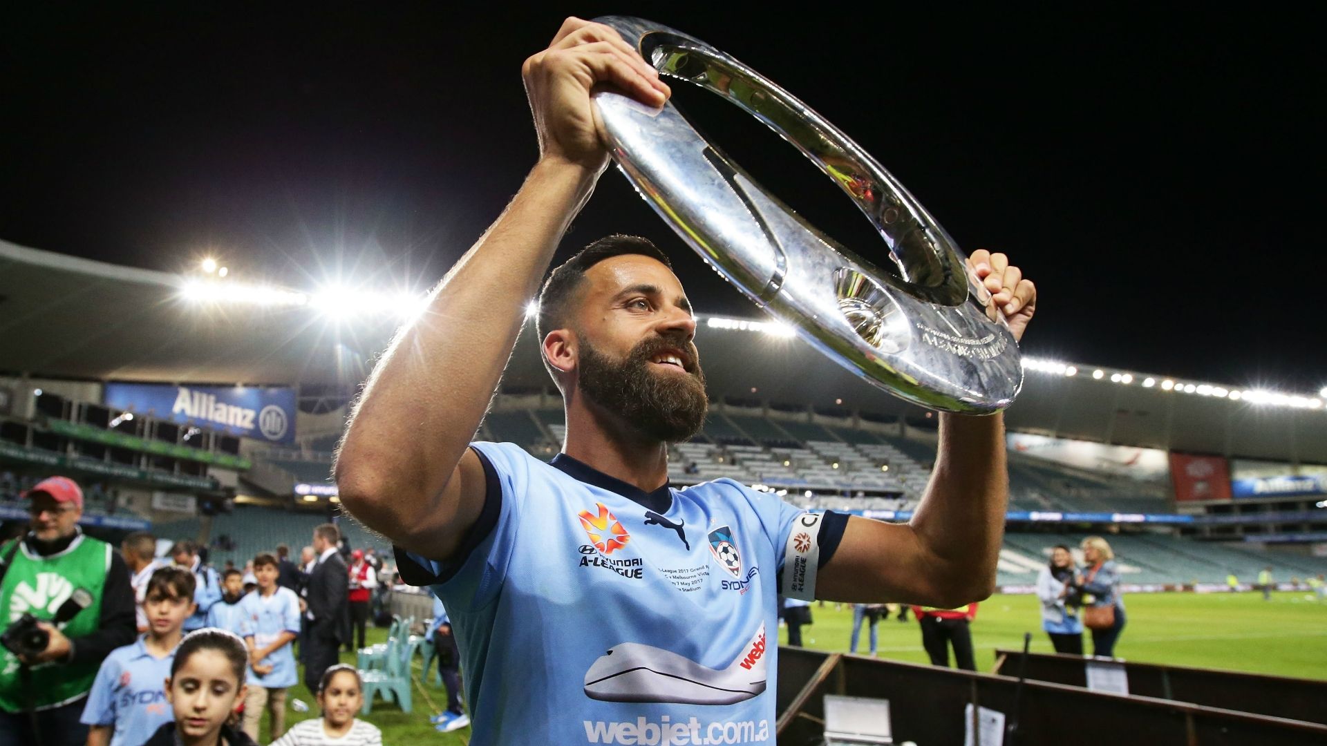 Alex Brosque Sydney FC v Melbourne Victory A-League 07052017