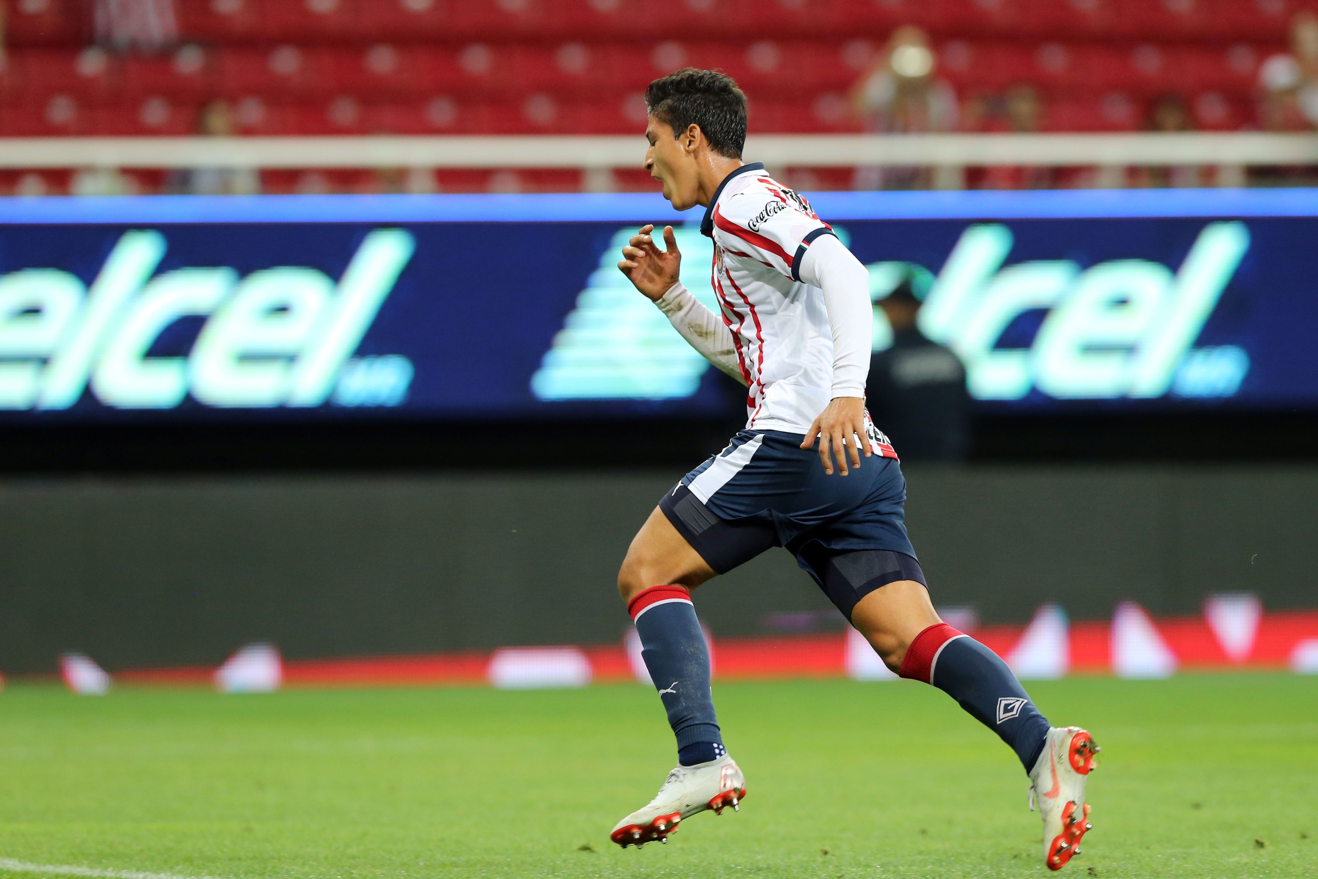 Zaldívar Chivas Liga MX Apertura 2018