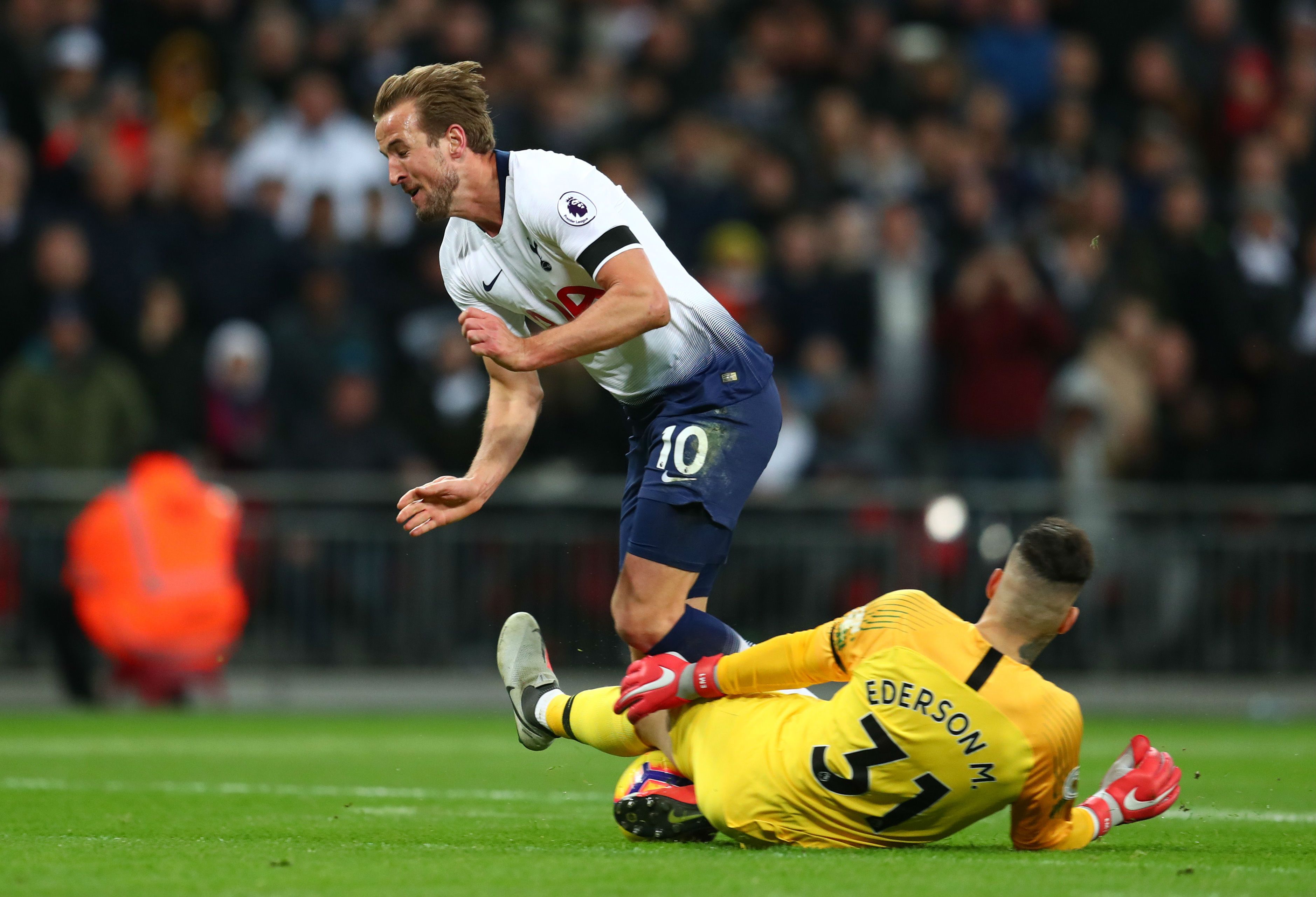 Ederson Harry Kane Tottenham Manchester City Premier League