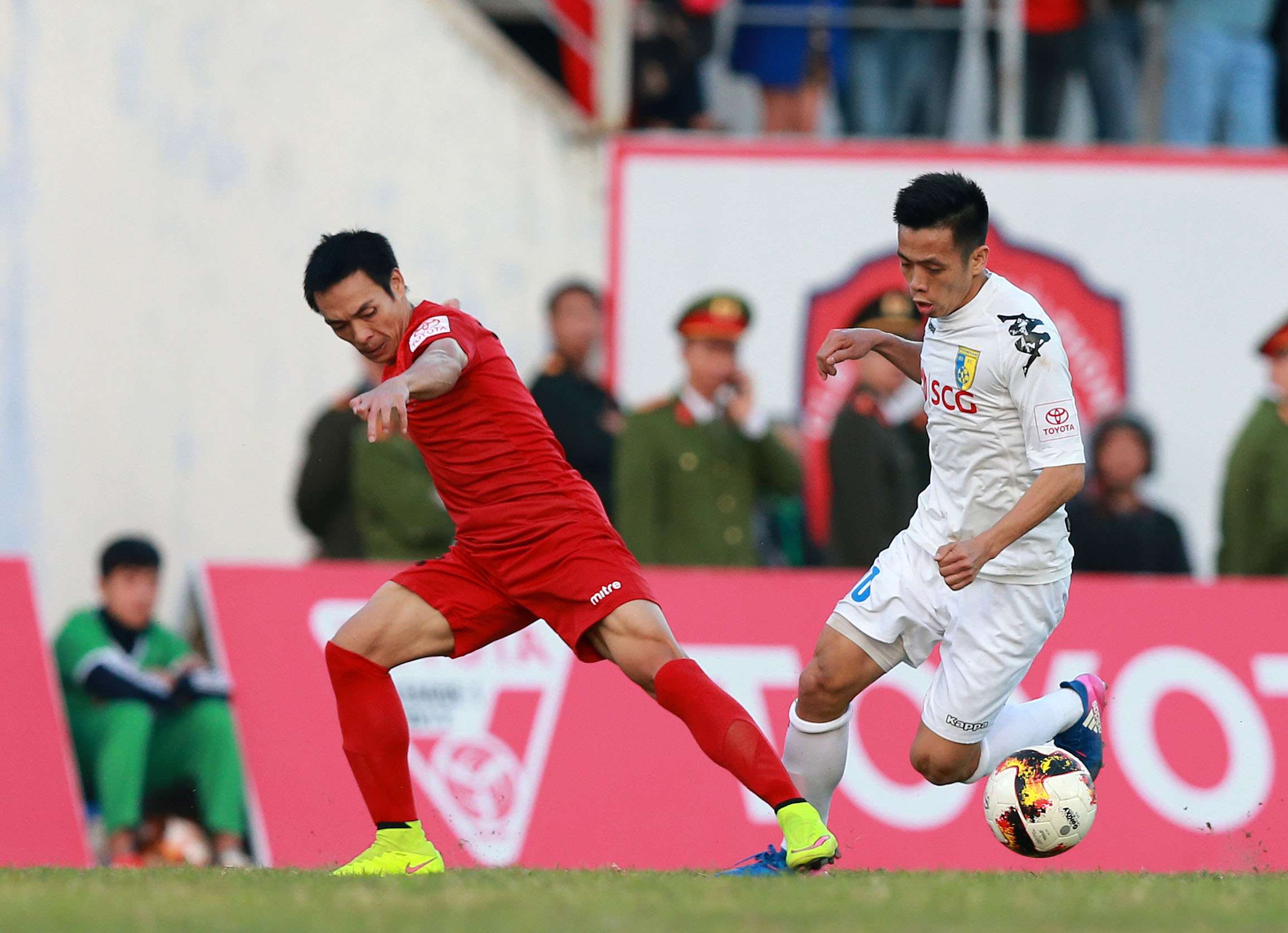 Văn Quyết, Văn Nhiên