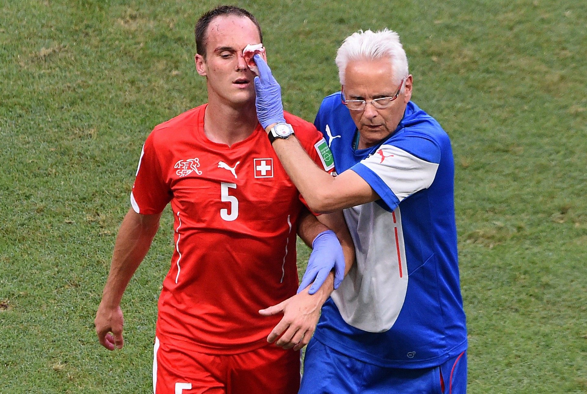 Steve von Bergen Switzerland France FIFA World Cup 2014 06202014