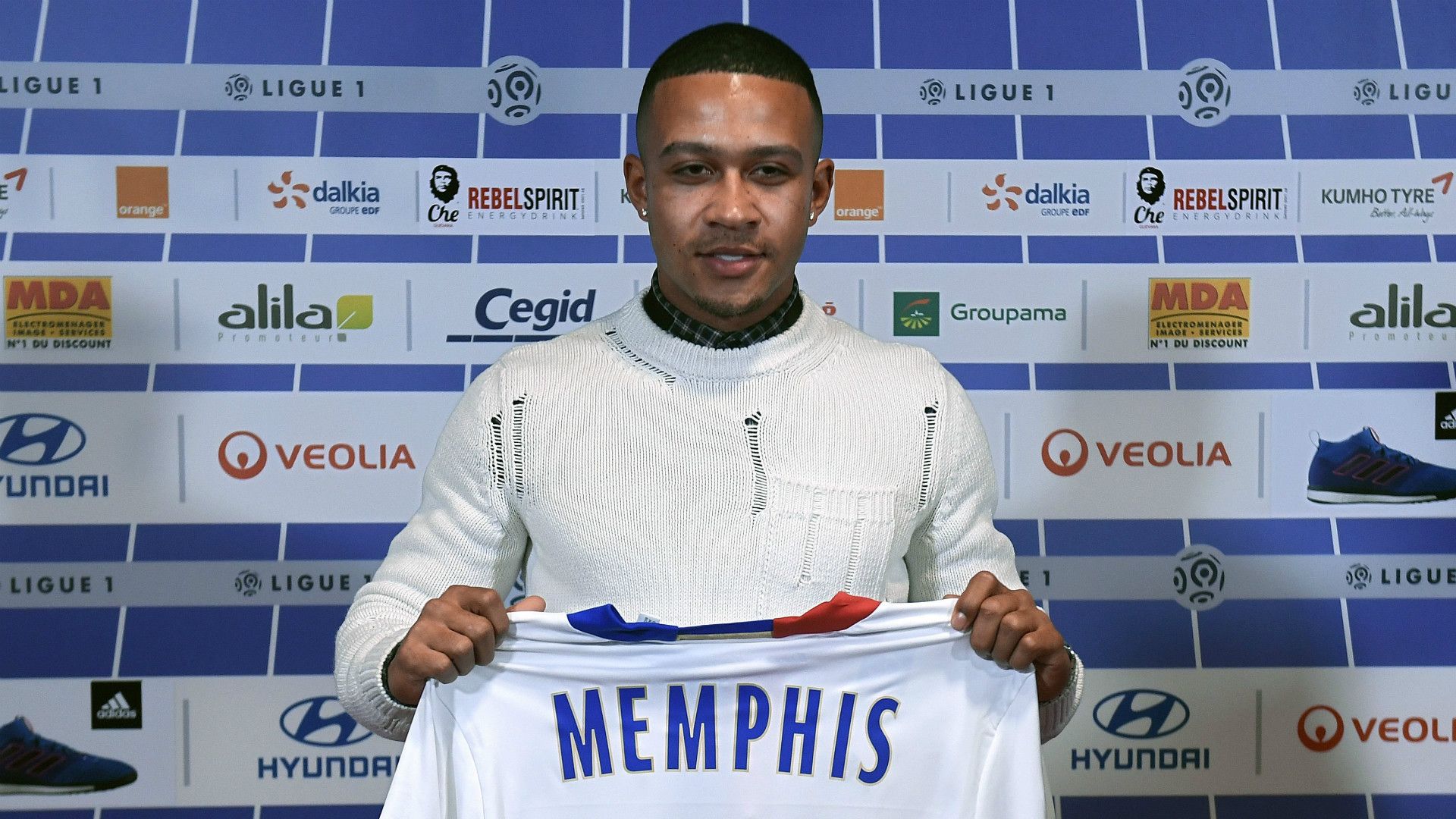Memphis Depay Lyon 2017