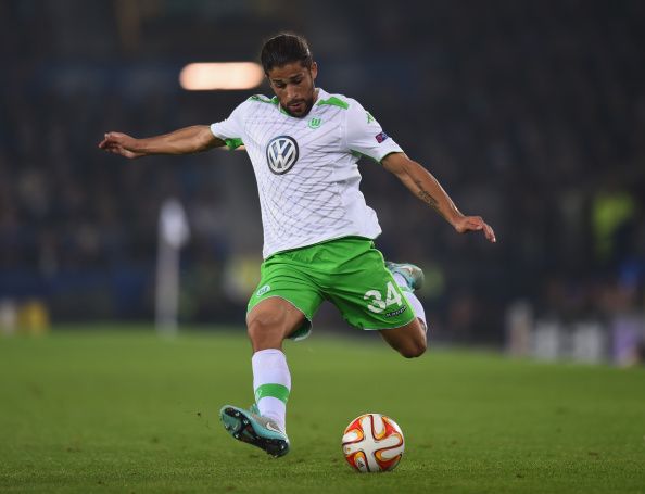 Ricardo Rodríguez con la camiseta de Wolfsburgo.