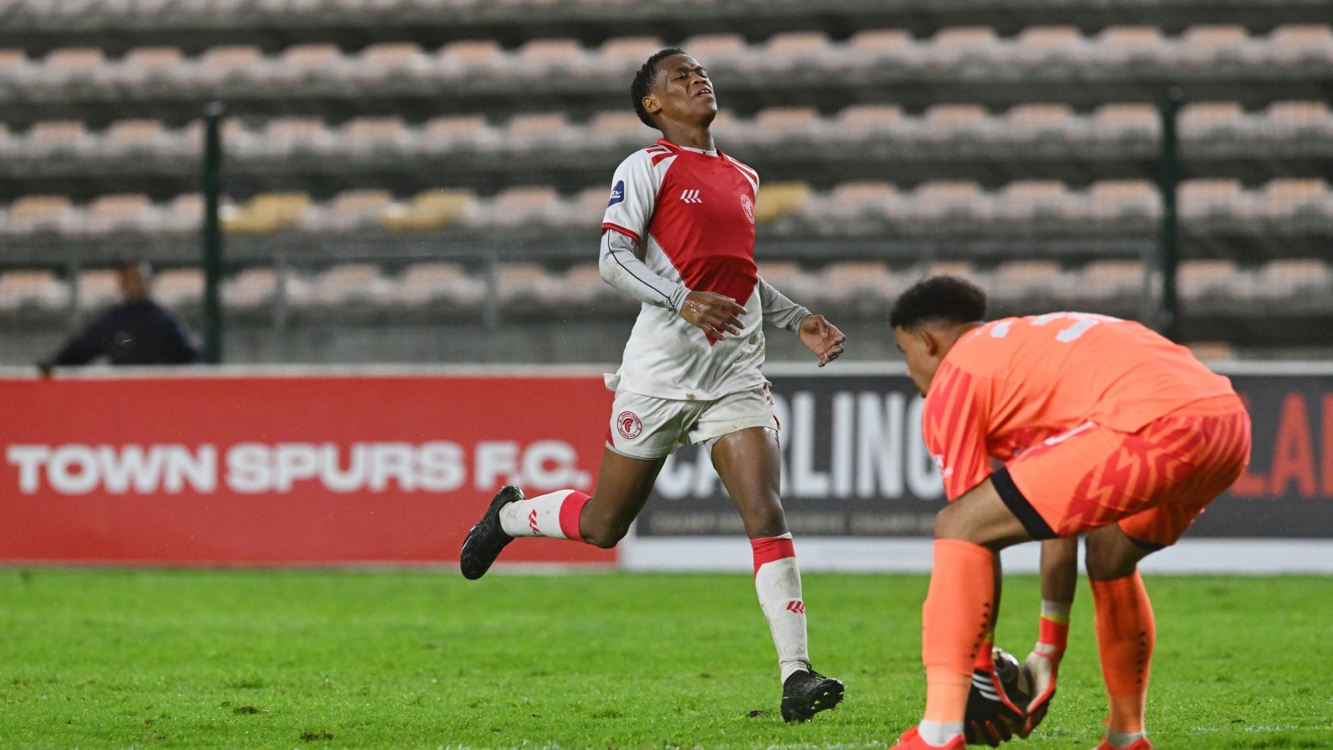 Asanele Velebayi of Cape Town Spurs