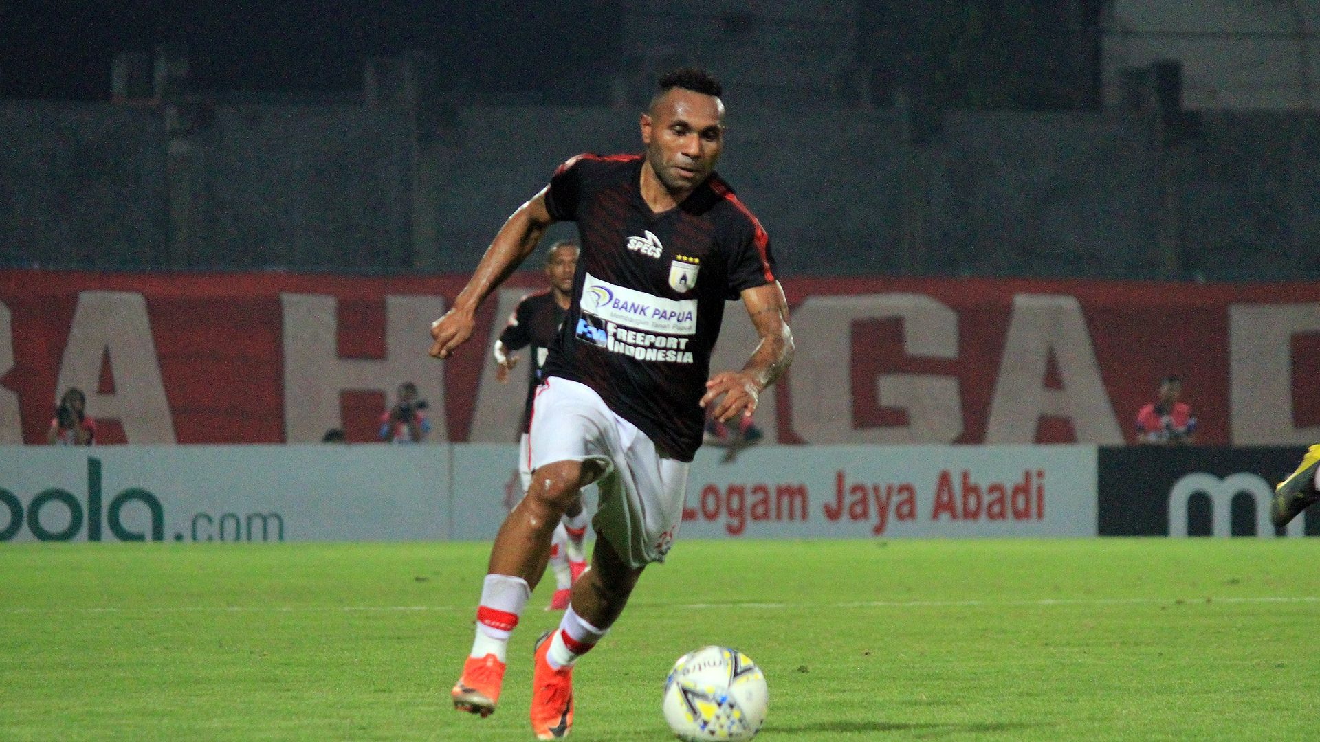 Titus Bonai - Madura United