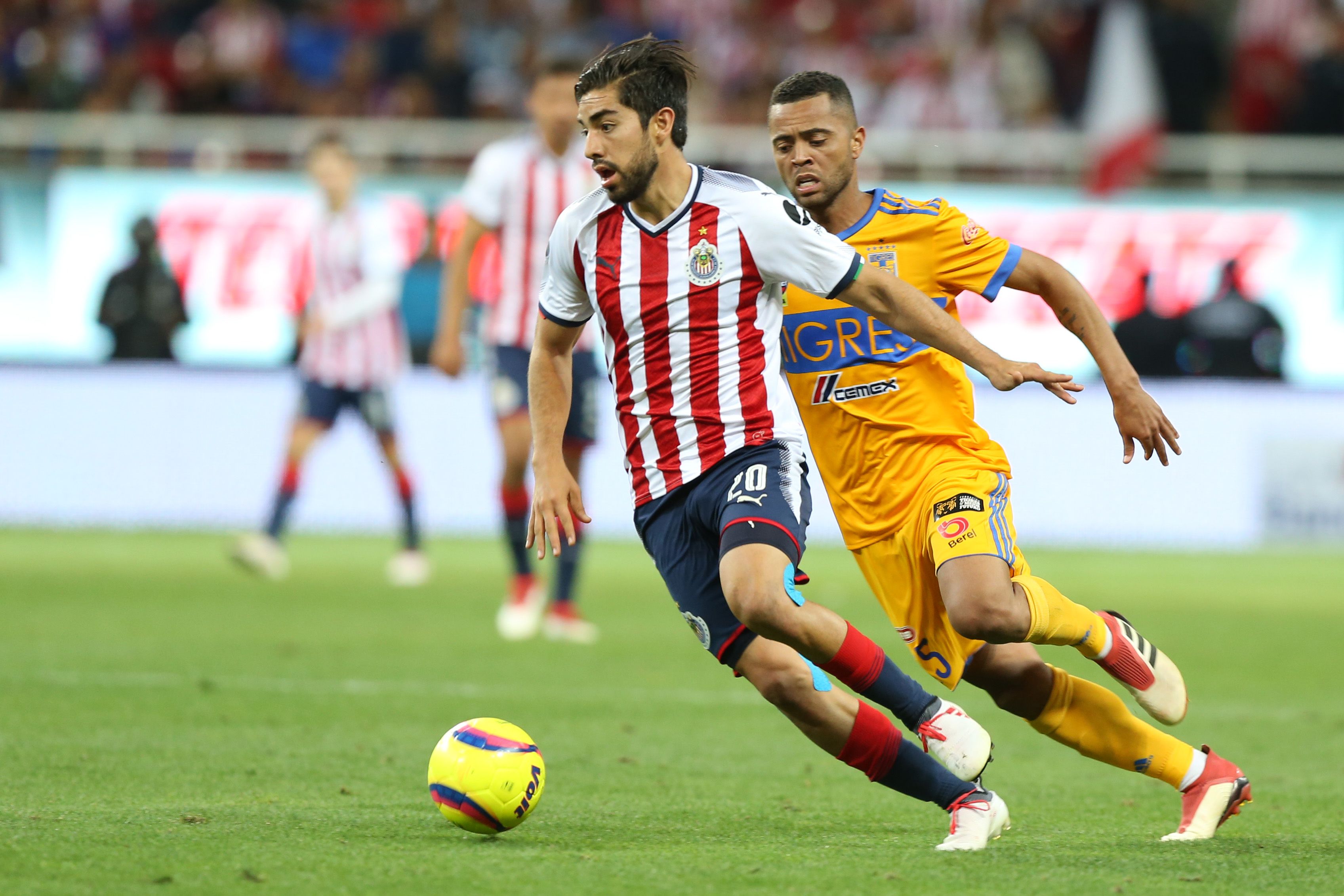 Chivas vs Tigres Liga MX