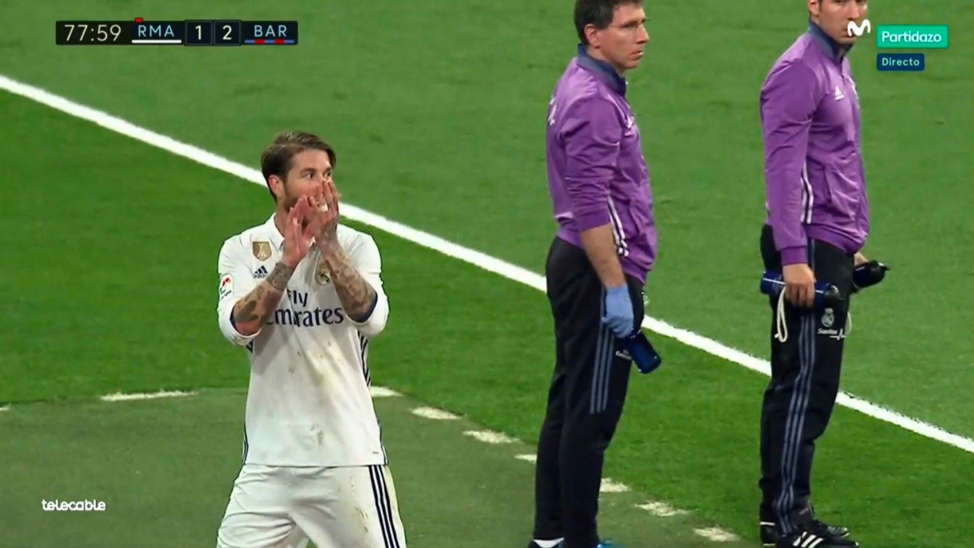 Sergio Ramos roja