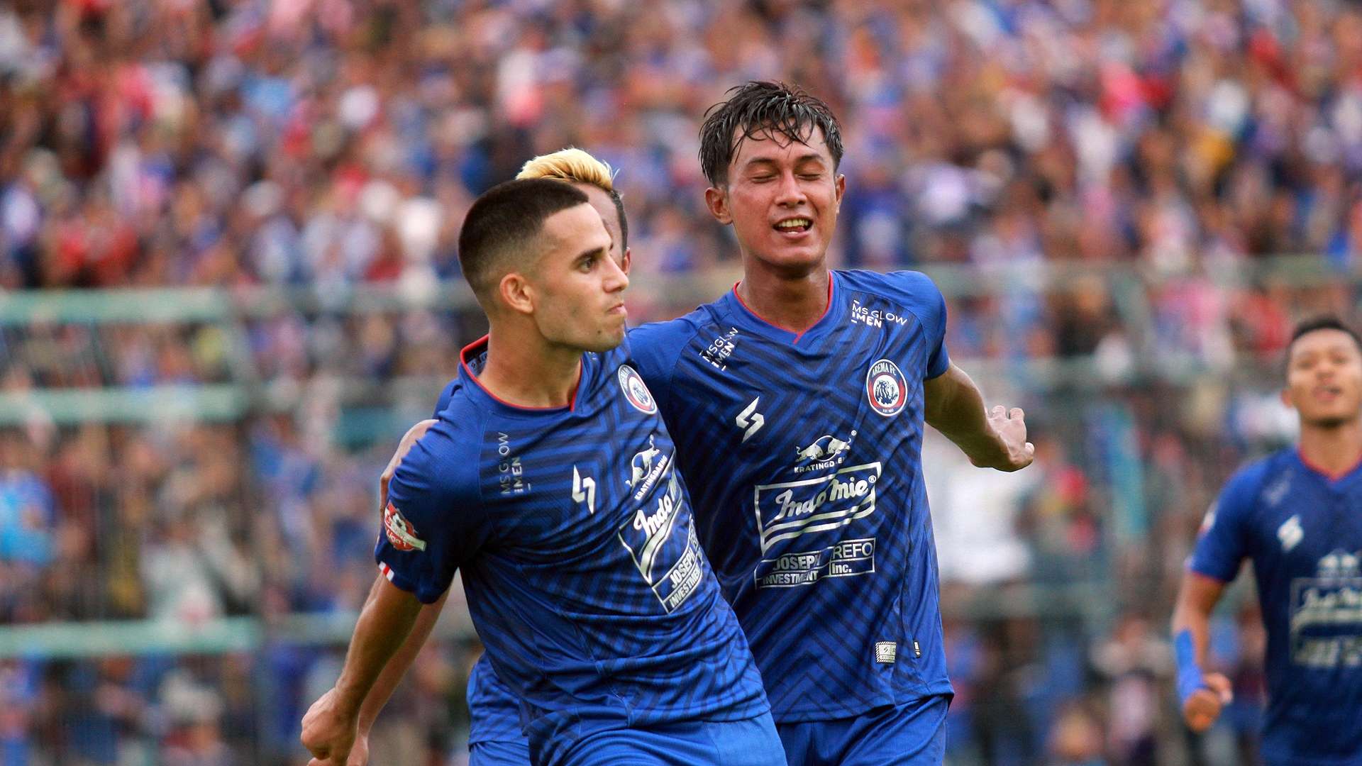 Selebrasi Arema FC - Johan Farizi - Elias Elderete