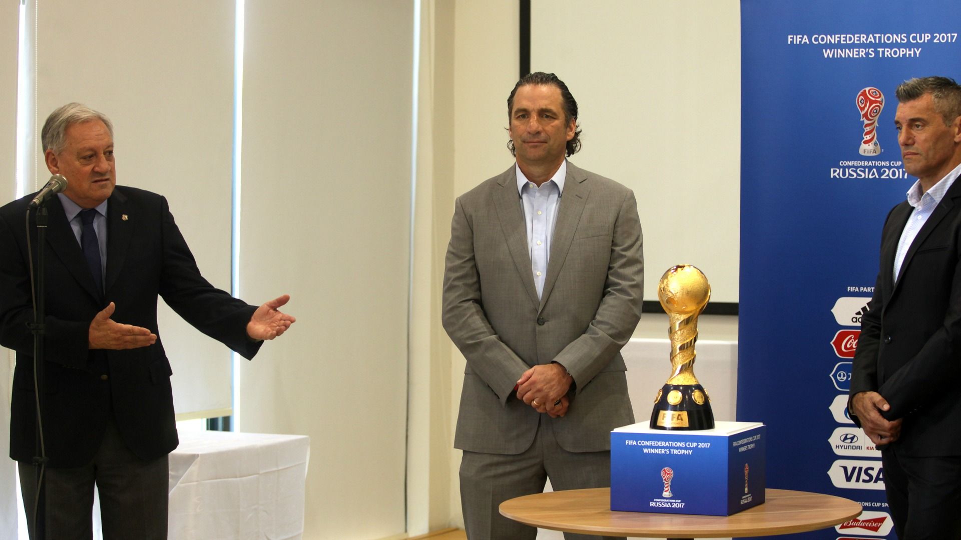 Arturo Salah, Juan Antonio Pizzi y Sergio Goycochea Confederations Cup 310317