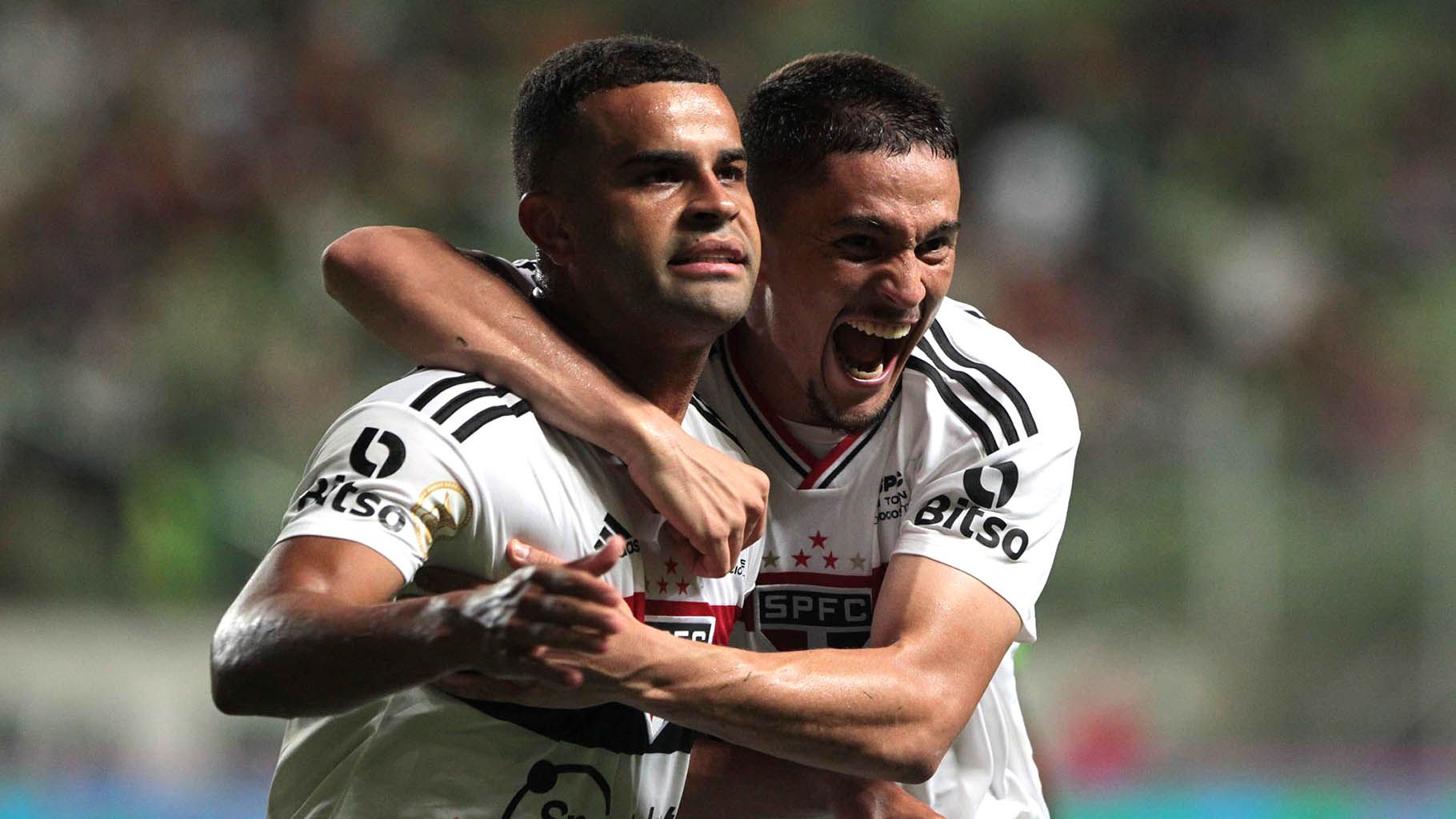 Alisson, Pablo Maia, América-MG x São Paulo, Brasileirão, 06102022