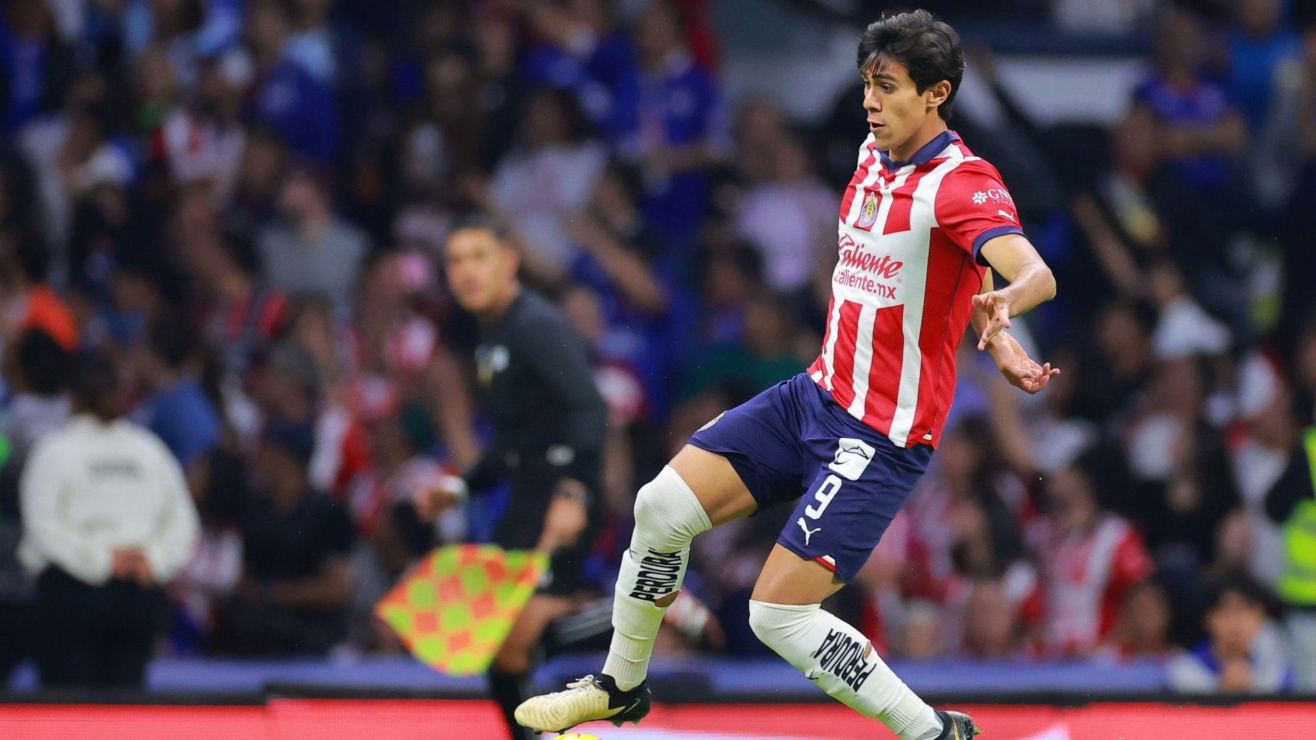 José Juan Macías Chivas 2024