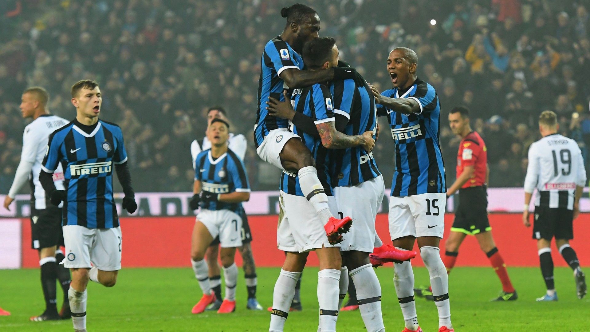 Inter celebrating - Udinese Inter
