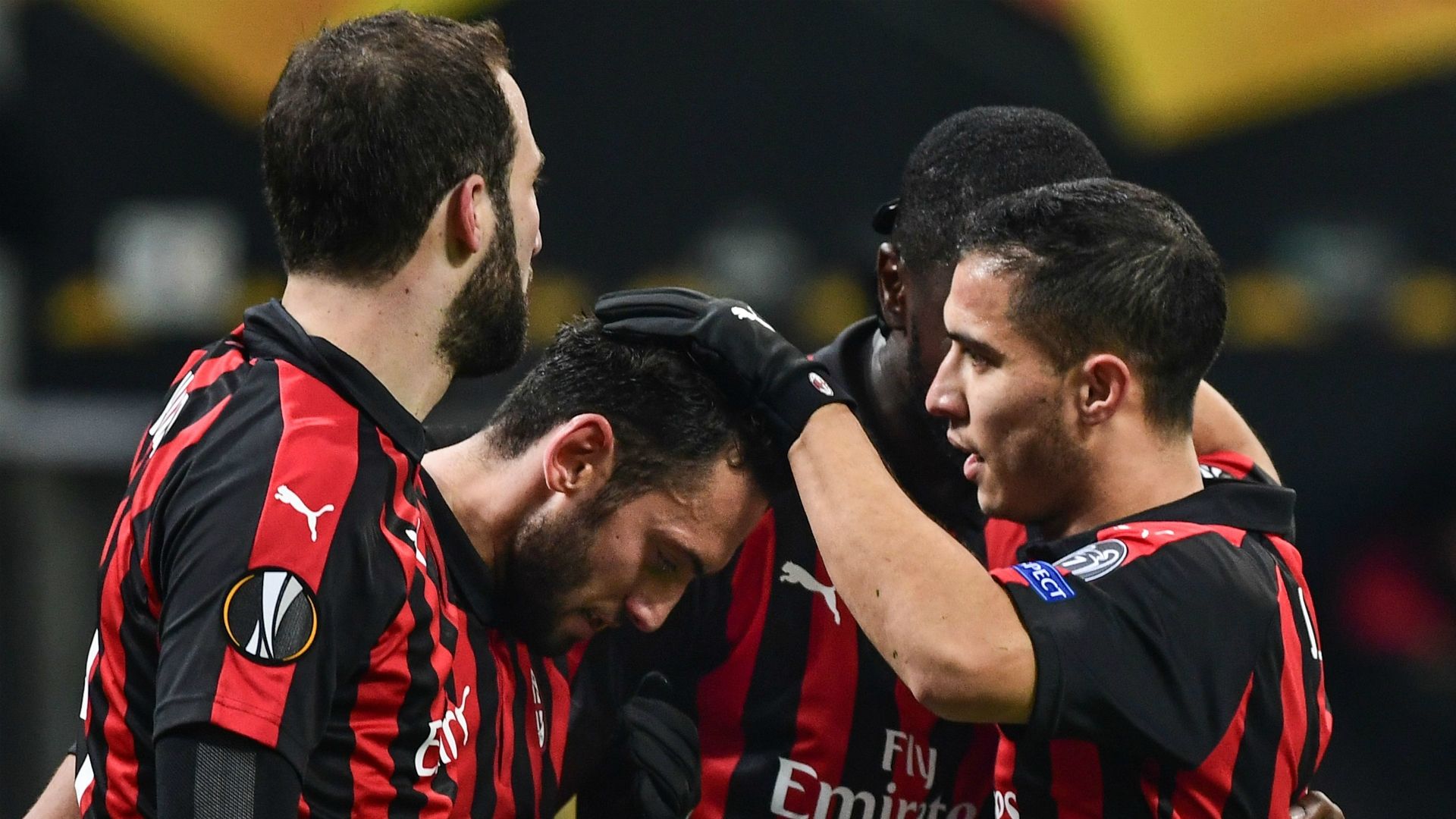 Milan celebrating Milan Dudelange Europa League