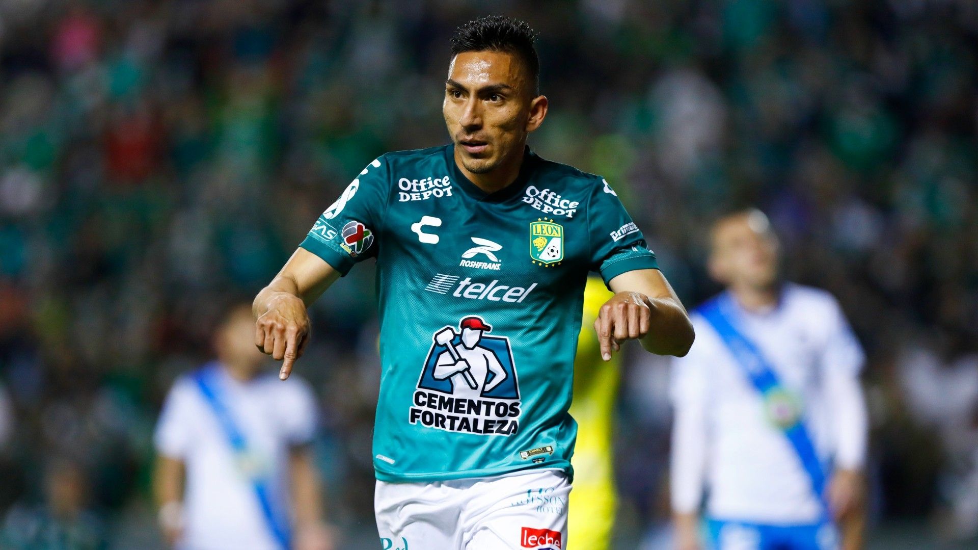 Ángel Mena León Apertura 2021
