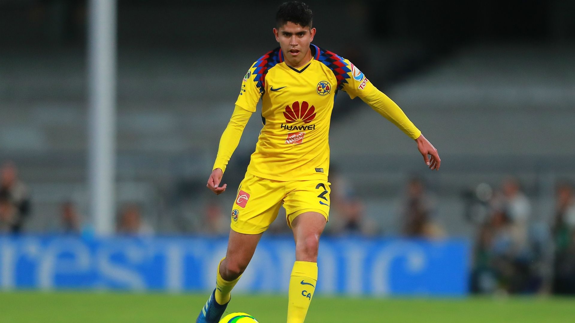 Carlos Vargas América