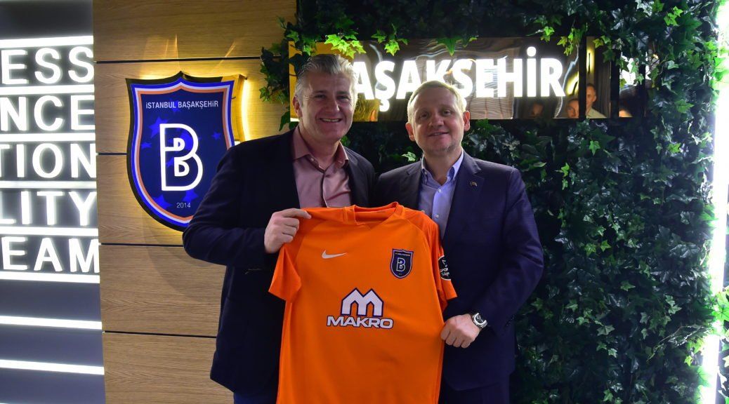 Davor Suker Goksel Gumusdag Basaksehir 04/13/18