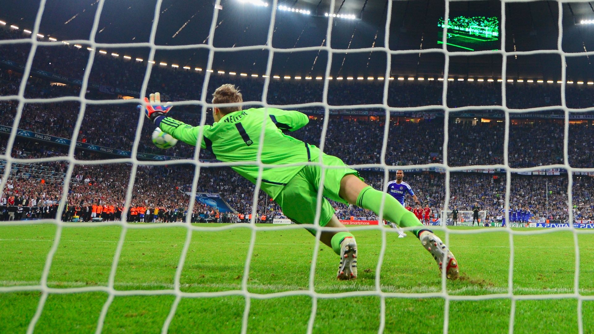 Neuer penalti Champions