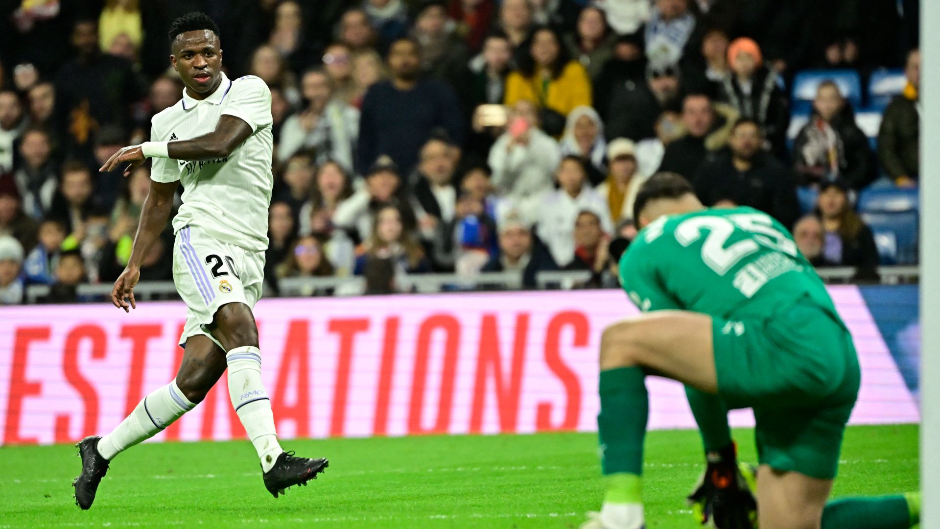 Vinicius Real Madrid Valencia