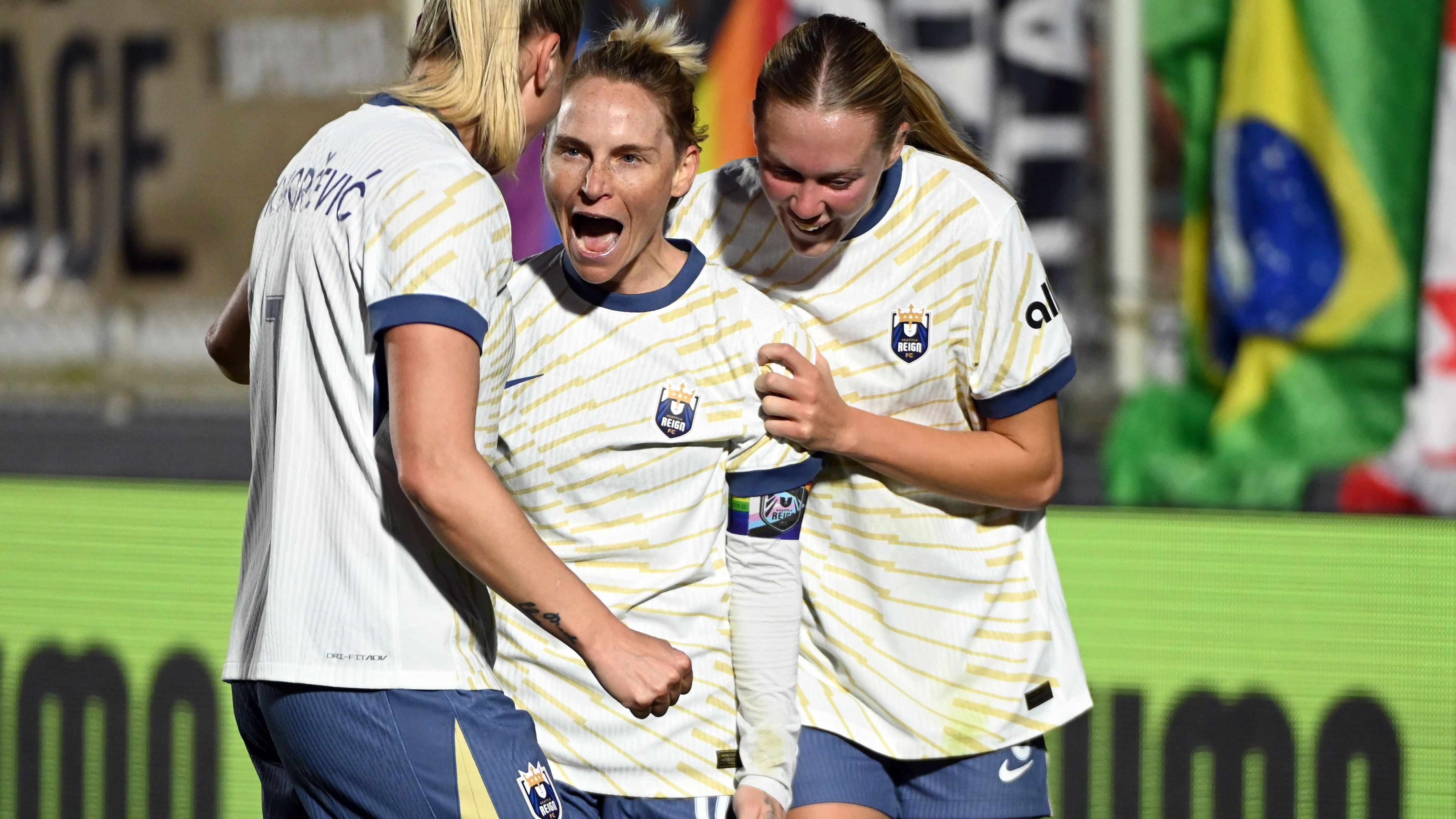 Jessica Fishlock, Seattle Reign