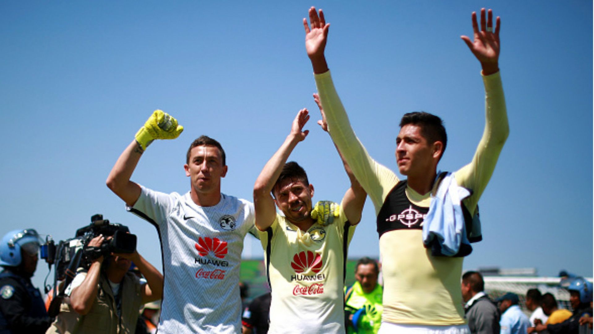 América