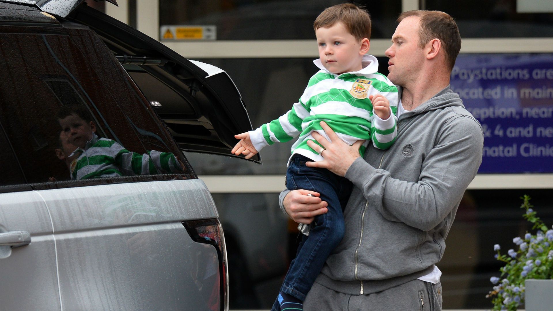 wayne rooney son kai 2013